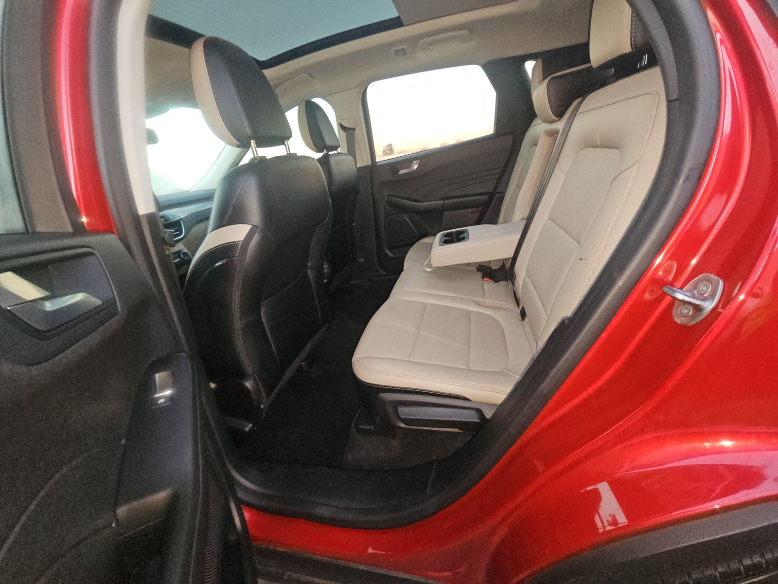 2022 Ford Escape Titanium AWD