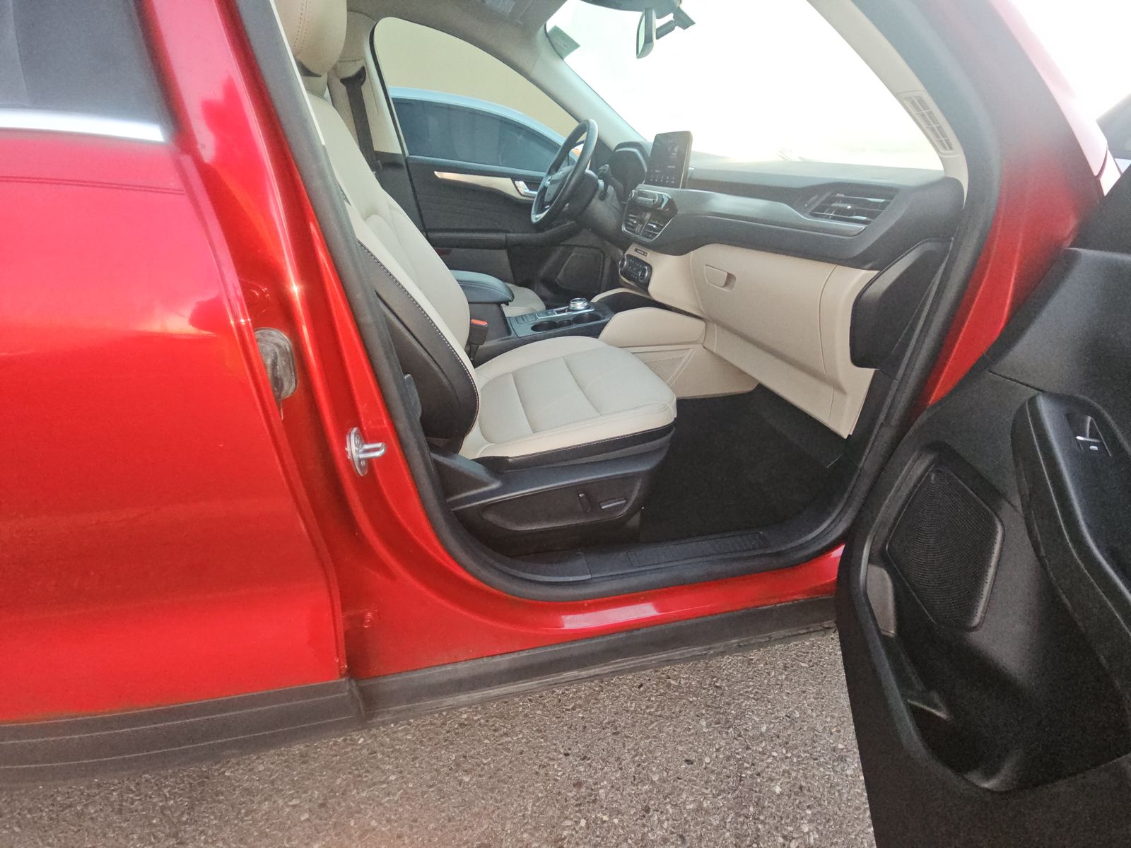 2022 Ford Escape Titanium AWD