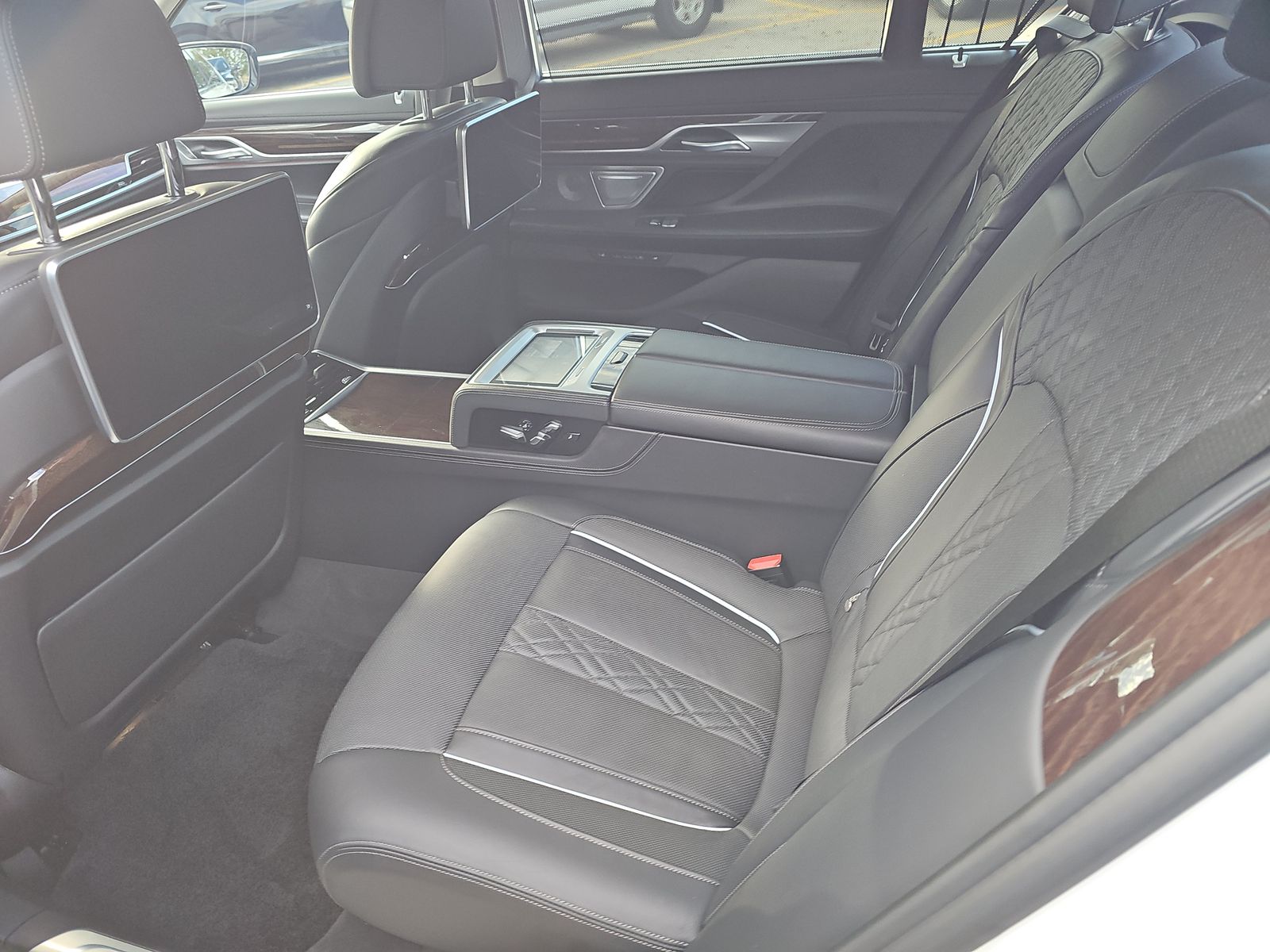 2022 BMW 7 Series 750i xDrive AWD