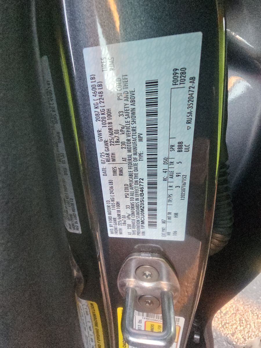 2025 Ford Escape Hybrid ST-Line FWD