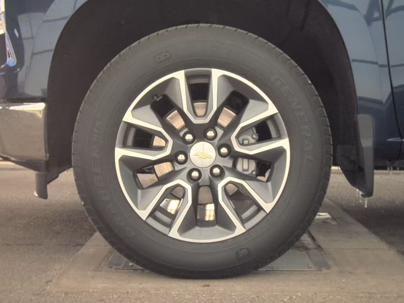 2022 Chevrolet Silverado 1500 LT AWD