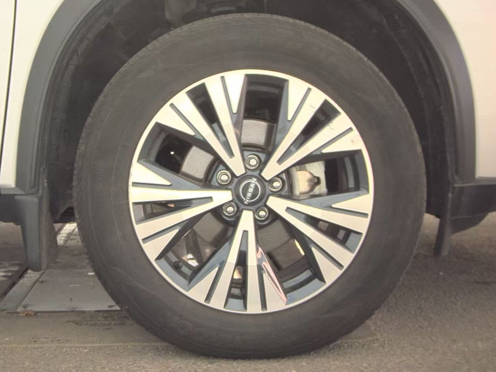 2023 Nissan Rogue SV AWD