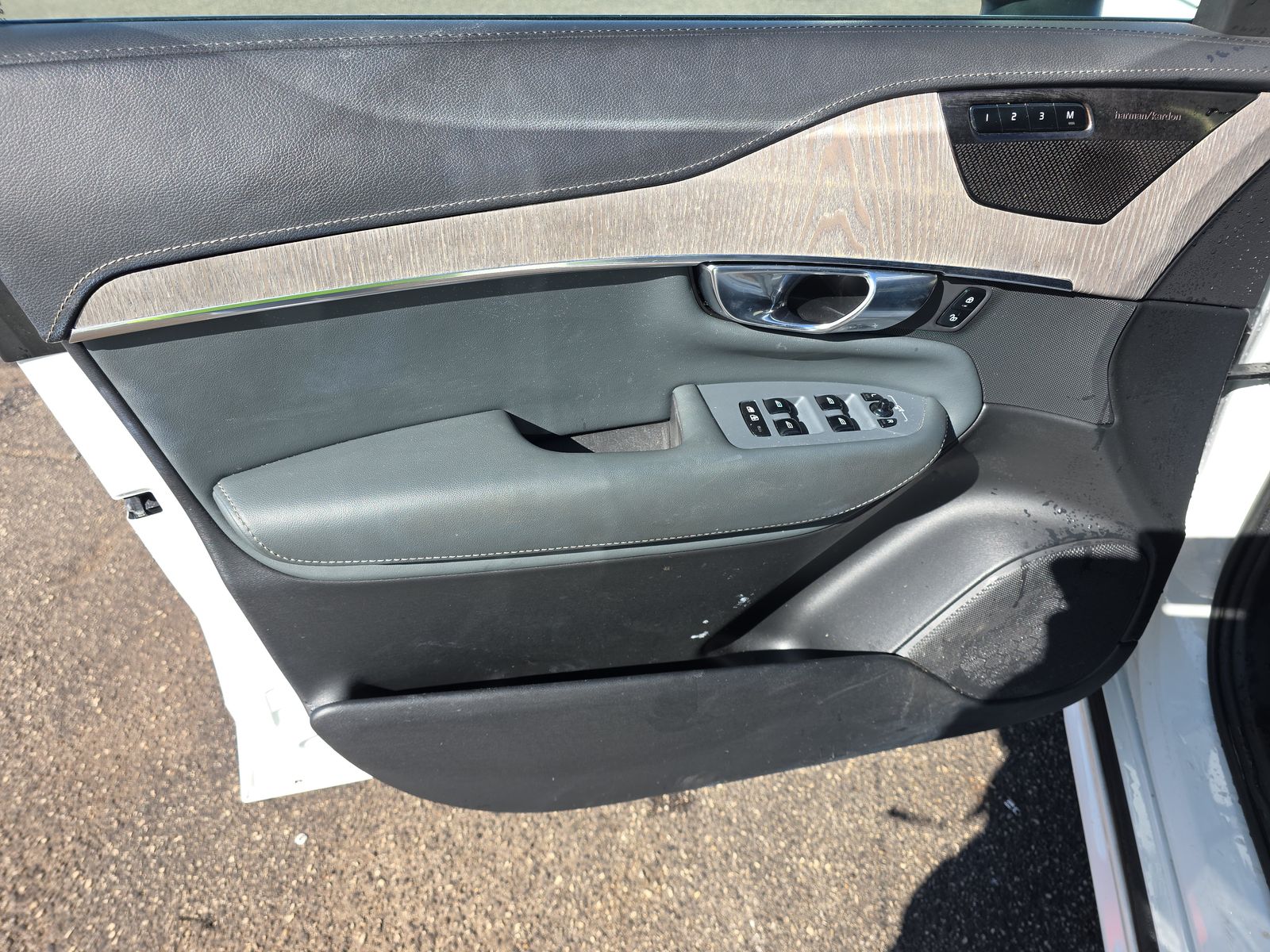 2022 Volvo XC90 T6 Inscription AWD