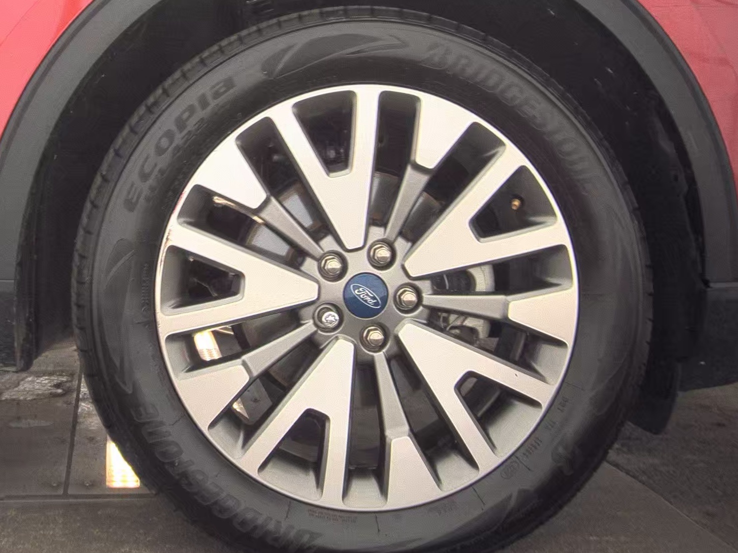 2022 Ford Escape Titanium AWD