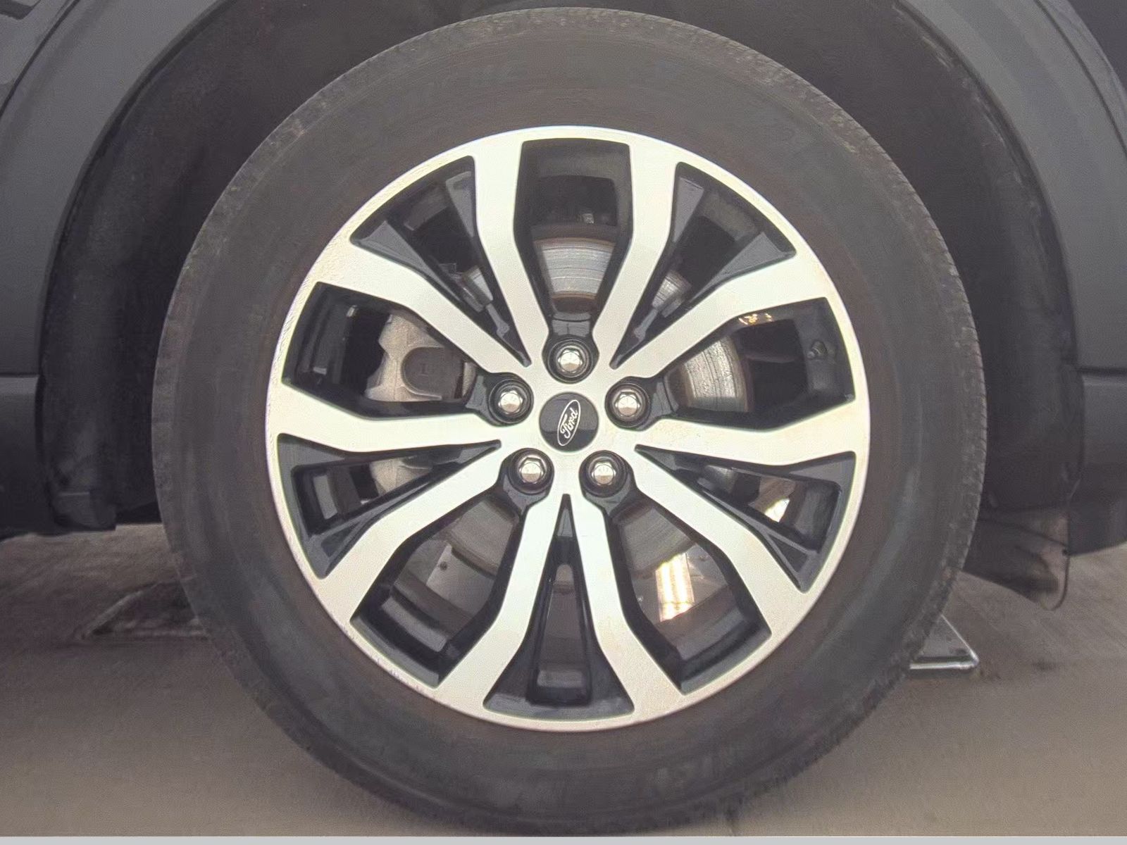 2023 Ford Explorer ST-Line AWD