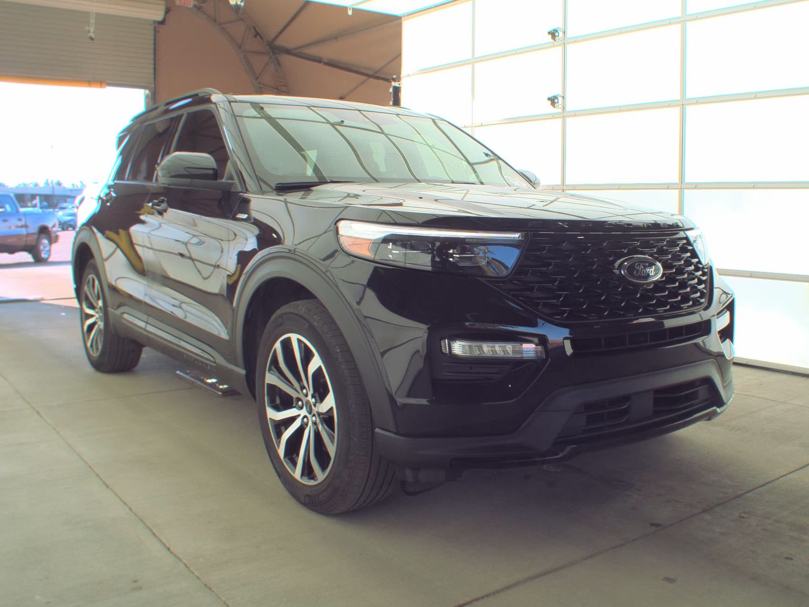 2023 Ford Explorer ST-Line AWD