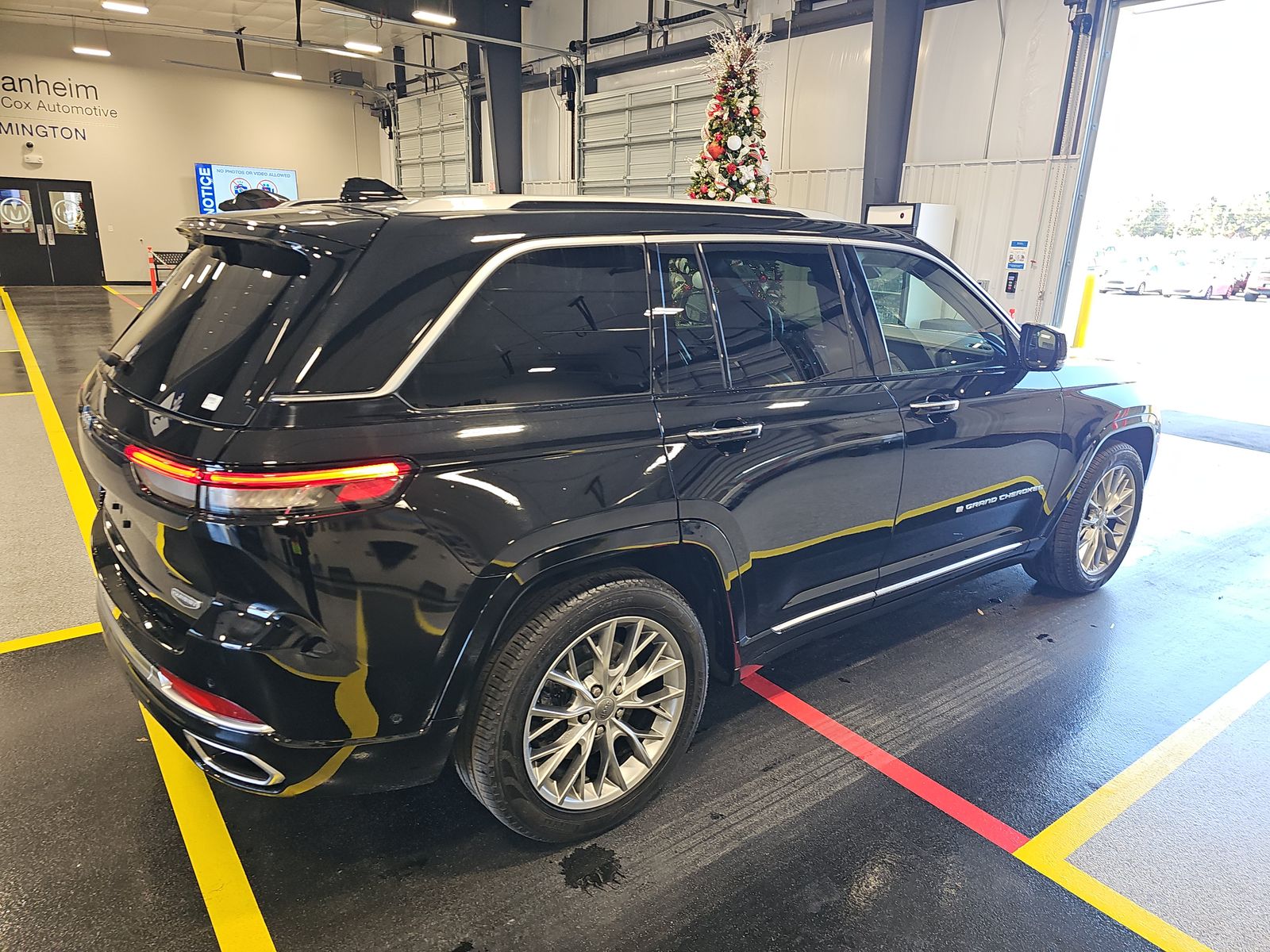 2023 Jeep Grand Cherokee 4xe Summit AWD