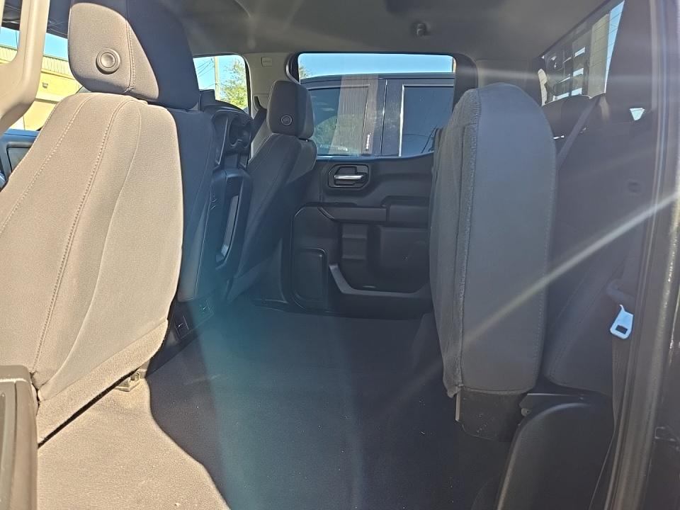 2022 Chevrolet Silverado 1500 Custom AWD