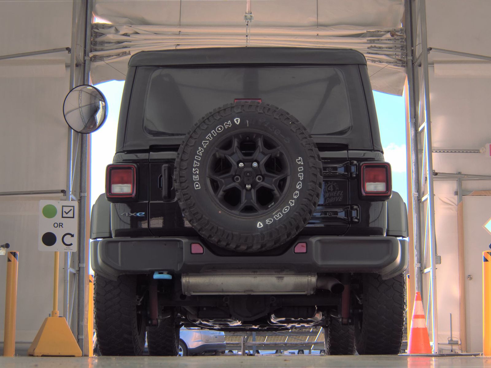 2023 Jeep Wrangler 4xe Willys AWD