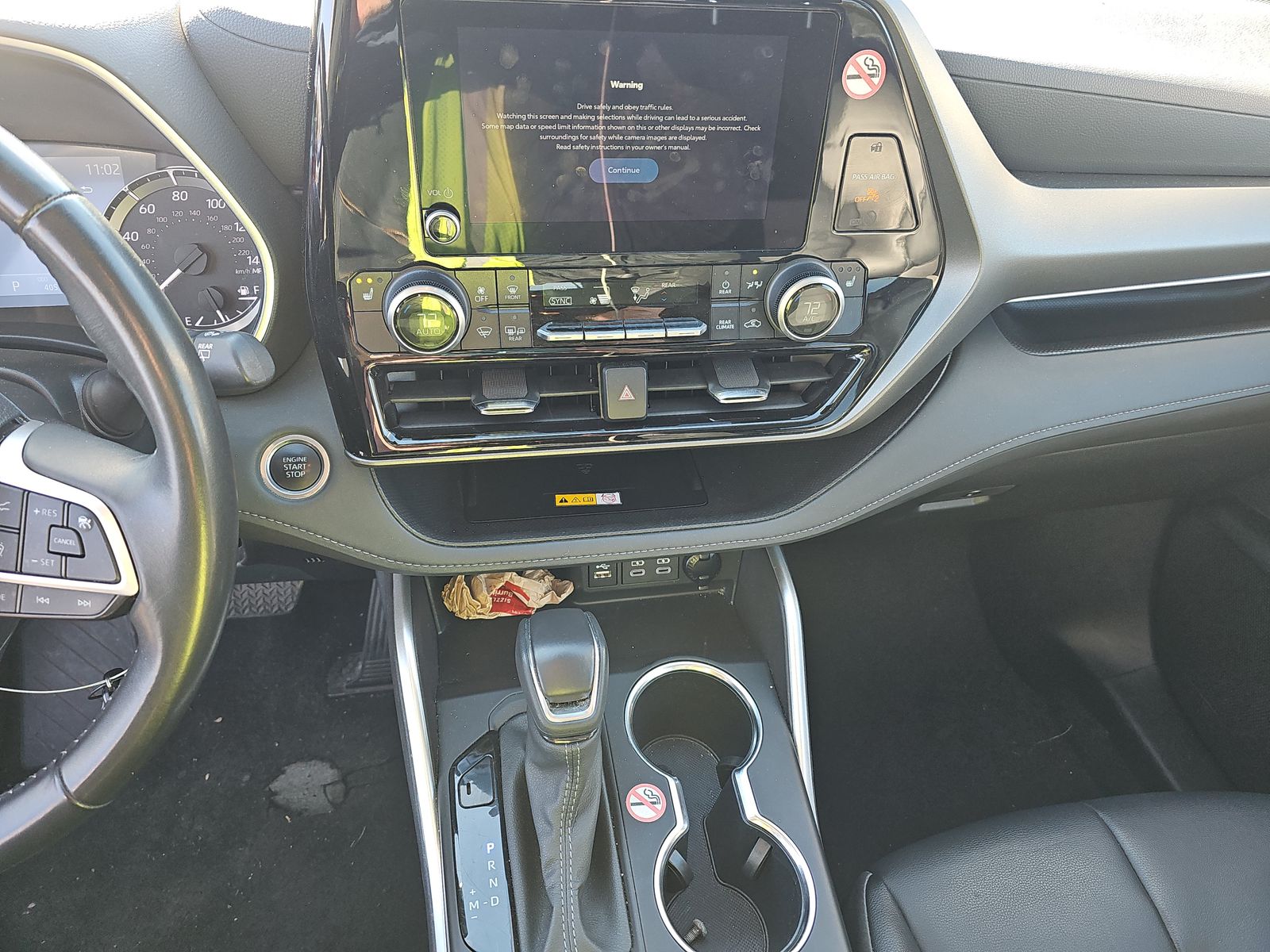 2024 Toyota Highlander XLE FWD