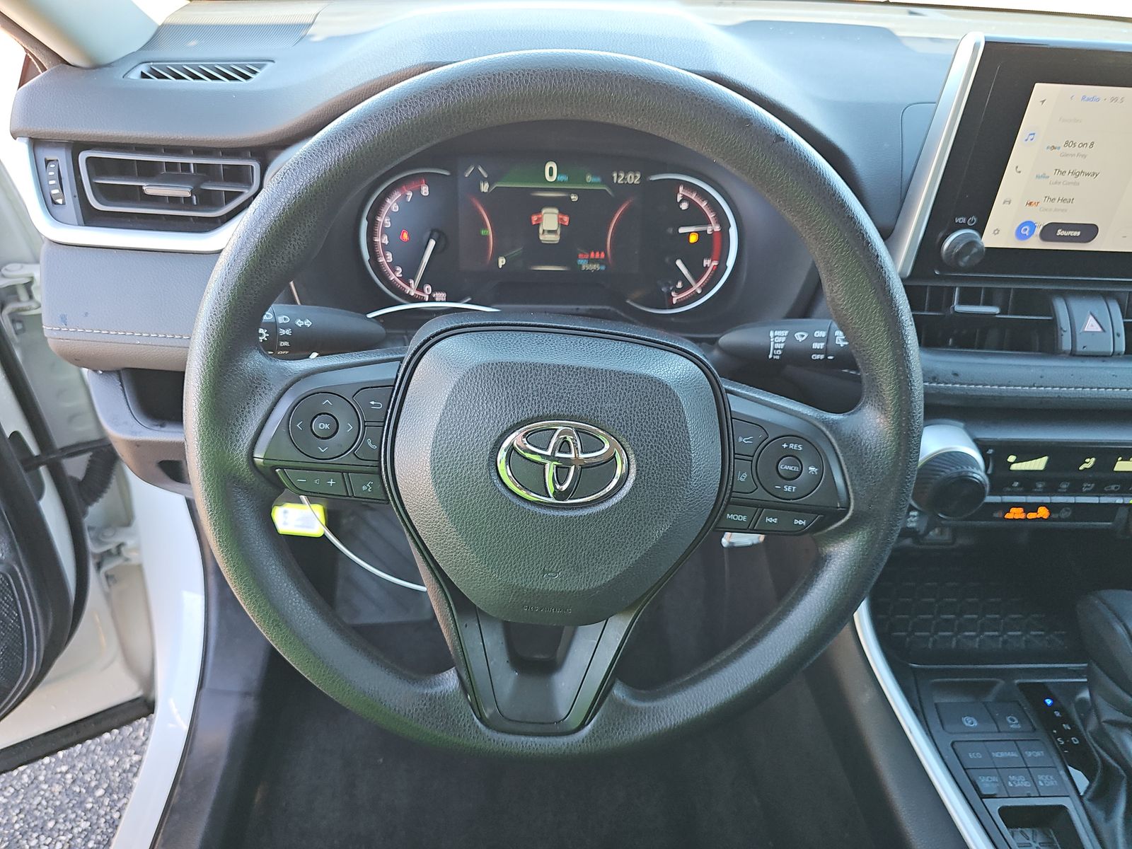 2024 Toyota RAV4 LE AWD