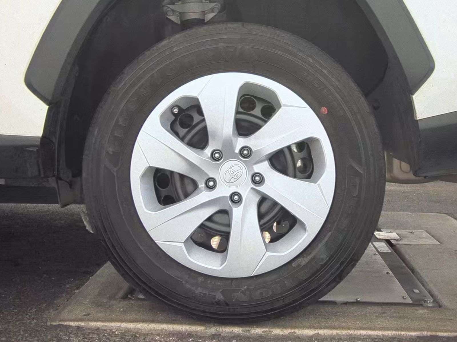 2024 Toyota RAV4 LE AWD