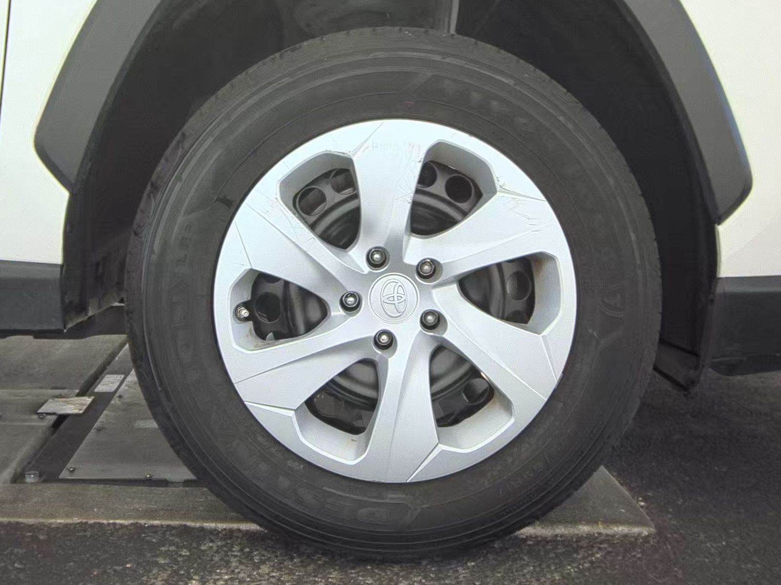 2024 Toyota RAV4 LE AWD