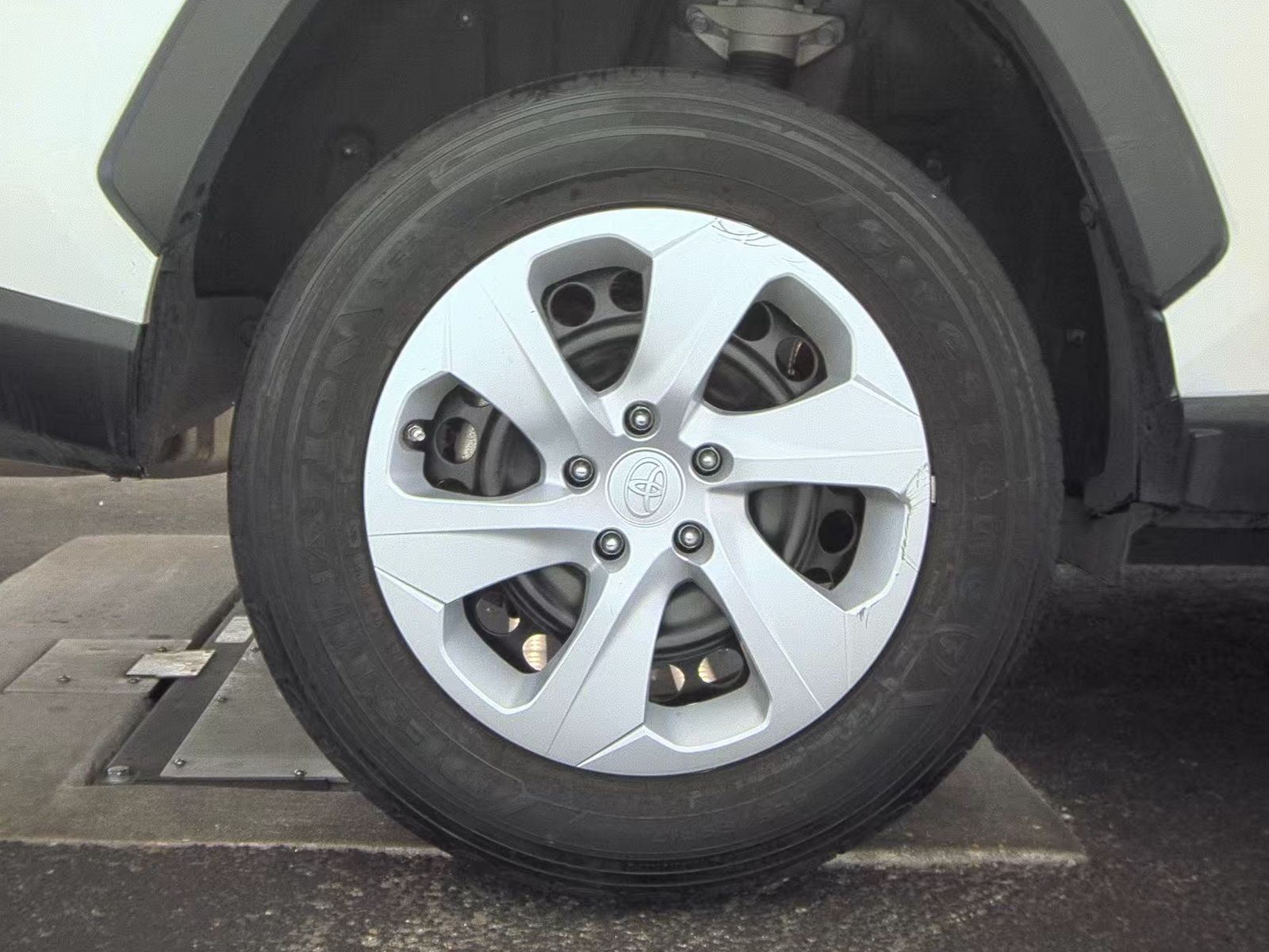 2024 Toyota RAV4 LE AWD