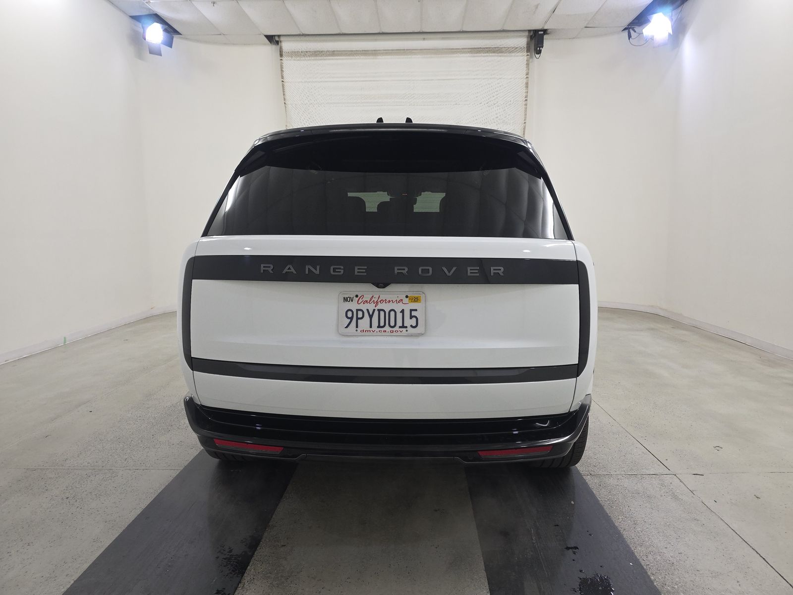 2025 Land Rover Range Rover Plug-In Hybrid SE AWD