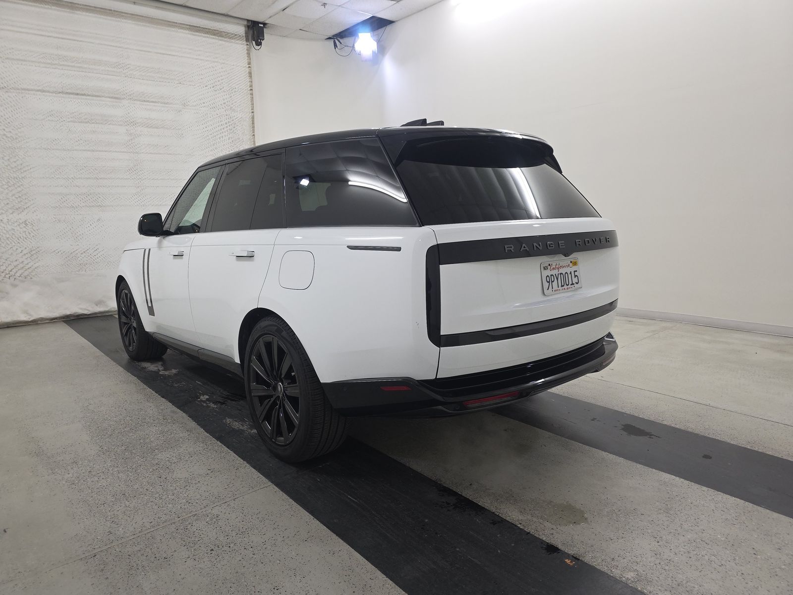 2025 Land Rover Range Rover Plug-In Hybrid SE AWD