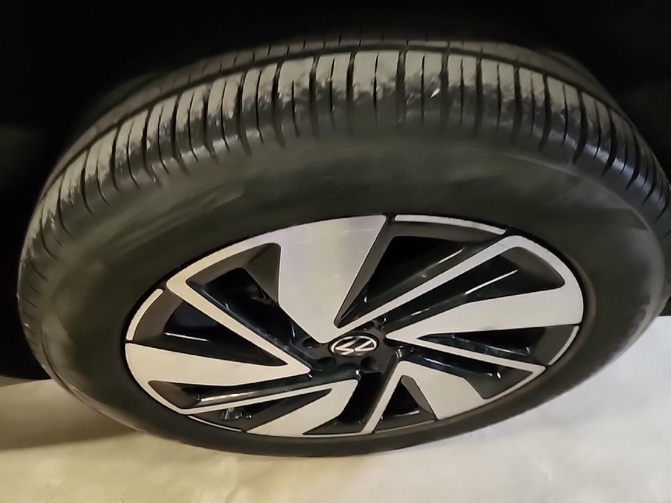 2024 Volkswagen Atlas 2.0T SE AWD