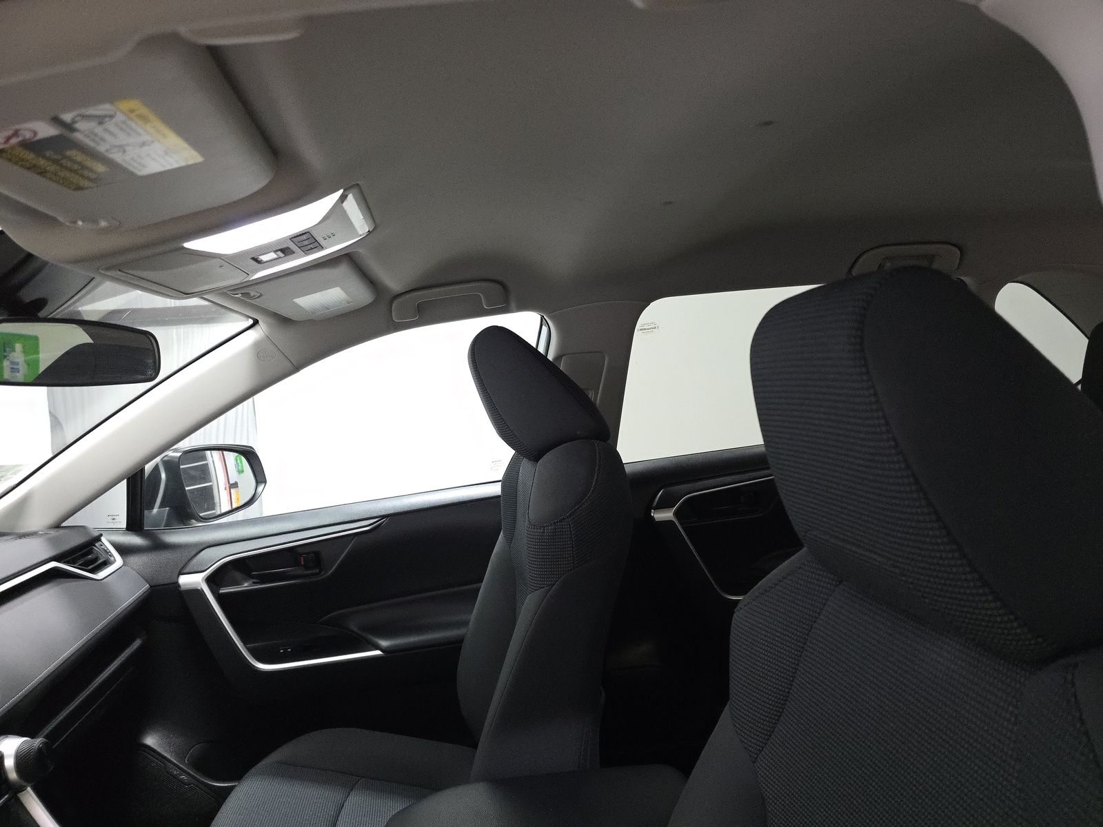 2022 Toyota RAV4 LE FWD