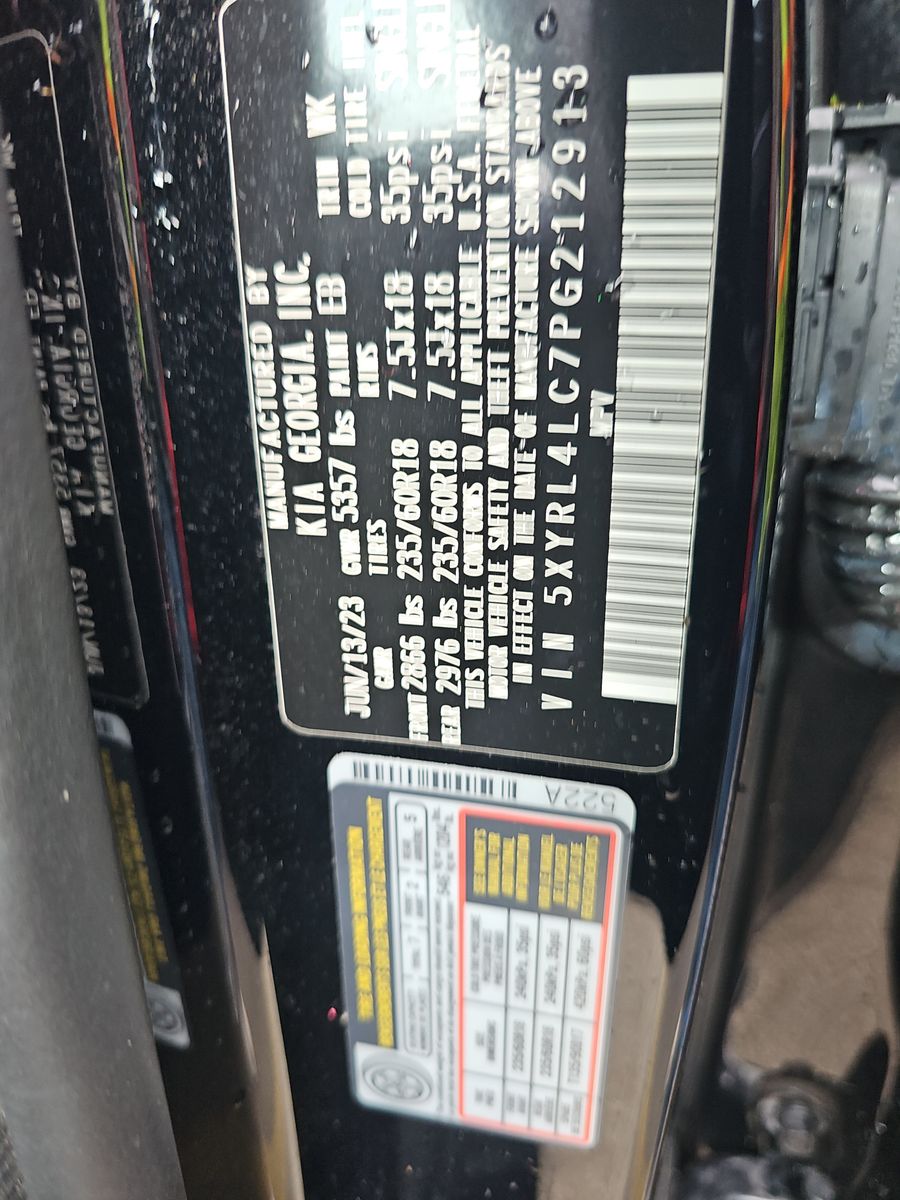 2023 Kia Sorento S FWD