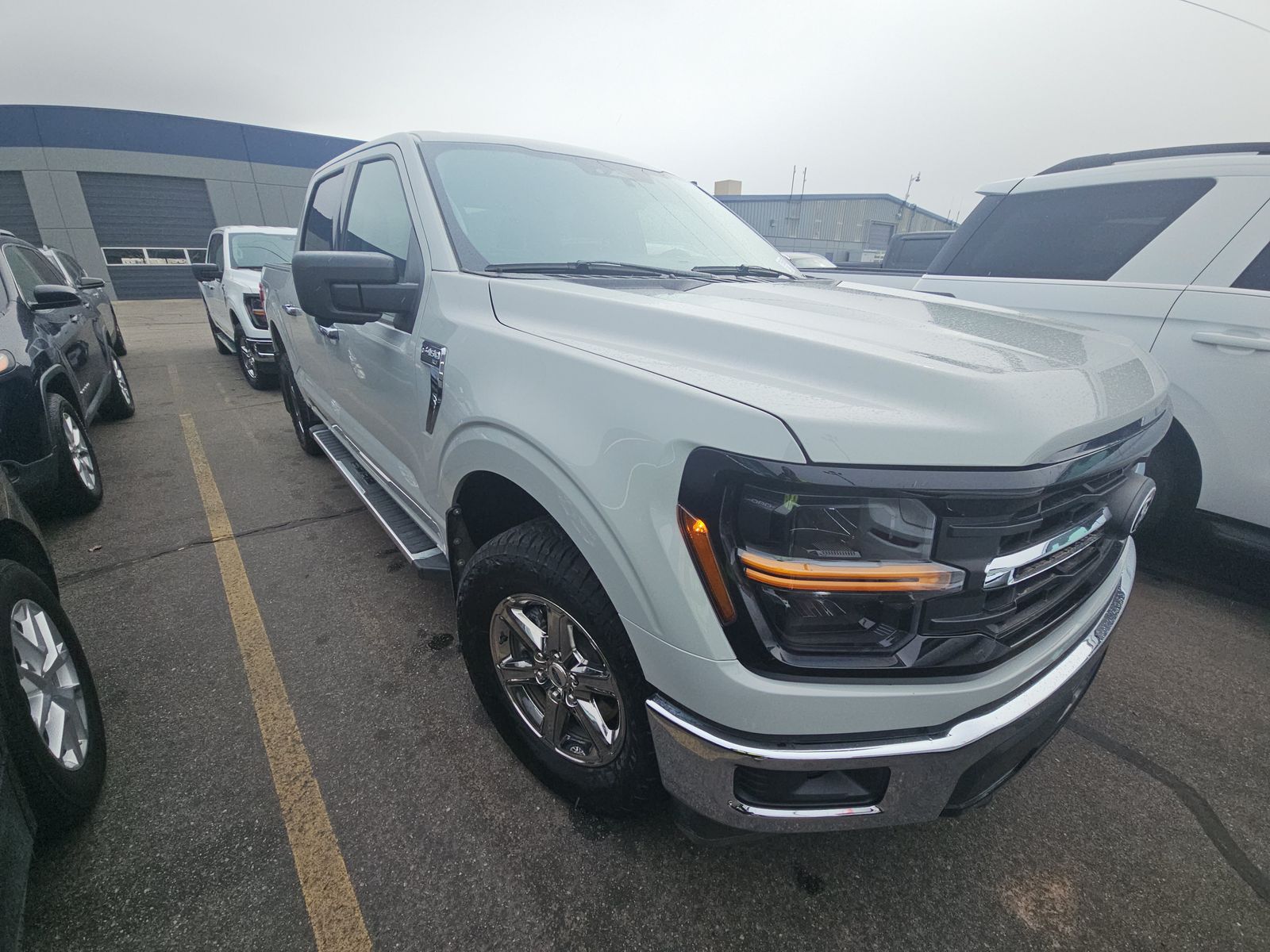 2024 Ford F-150 XLT AWD