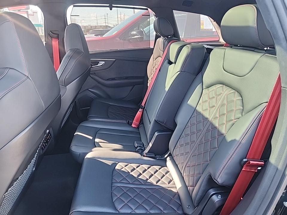 2025 Audi SQ7 Prestige AWD