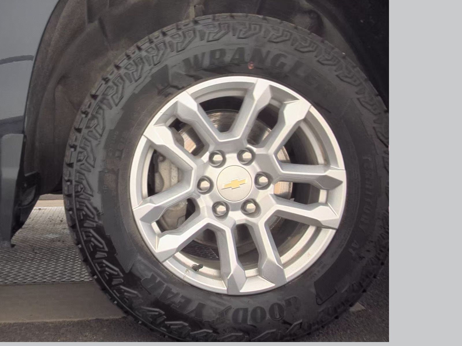 2024 Chevrolet Silverado 1500 LT AWD