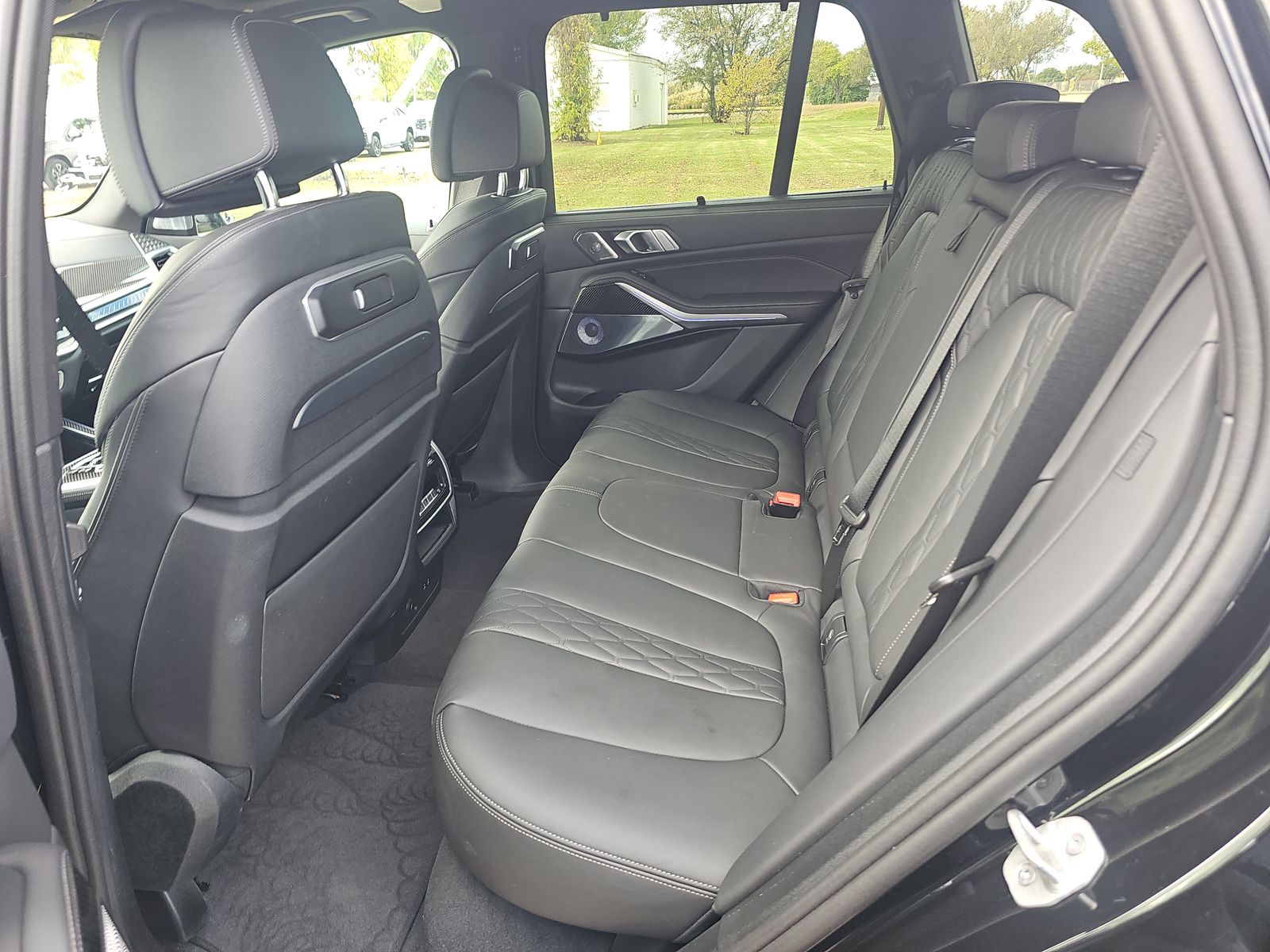 2025 BMW X5 M60i xDrive AWD