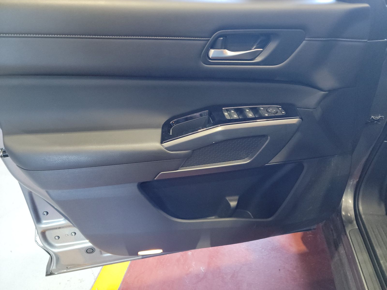 2022 Nissan Pathfinder SL AWD