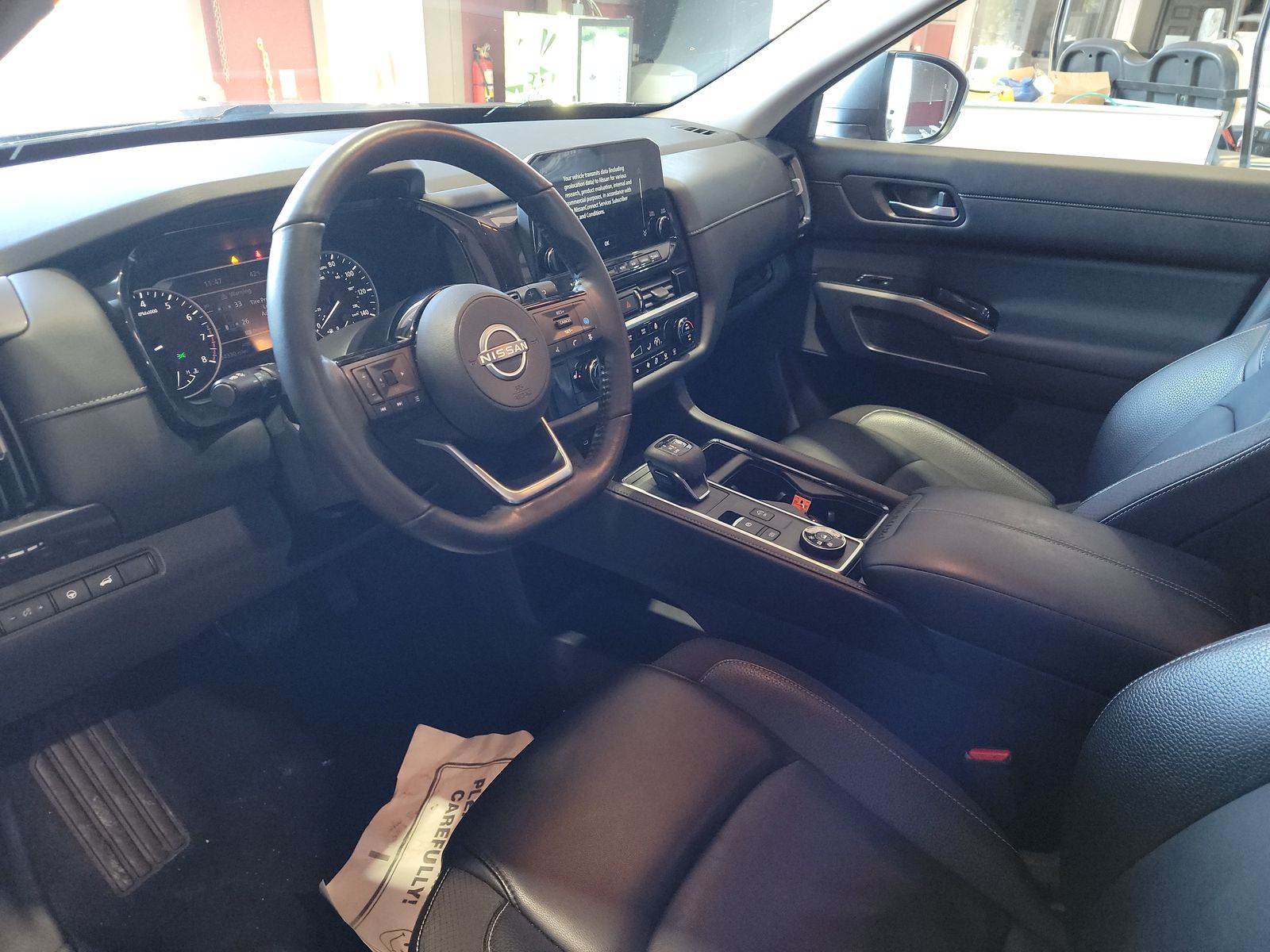 2022 Nissan Pathfinder SL AWD