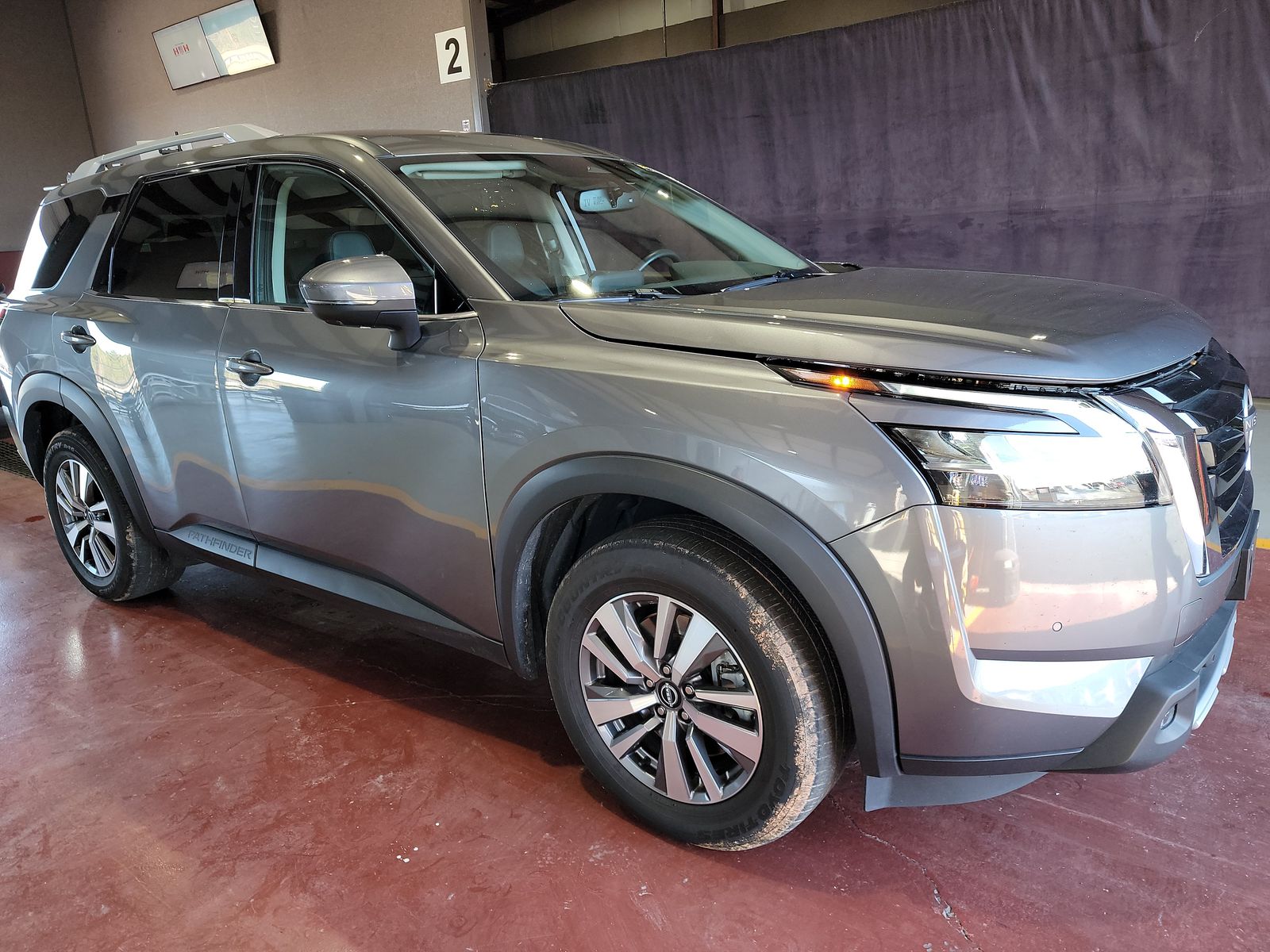 2022 Nissan Pathfinder SL AWD