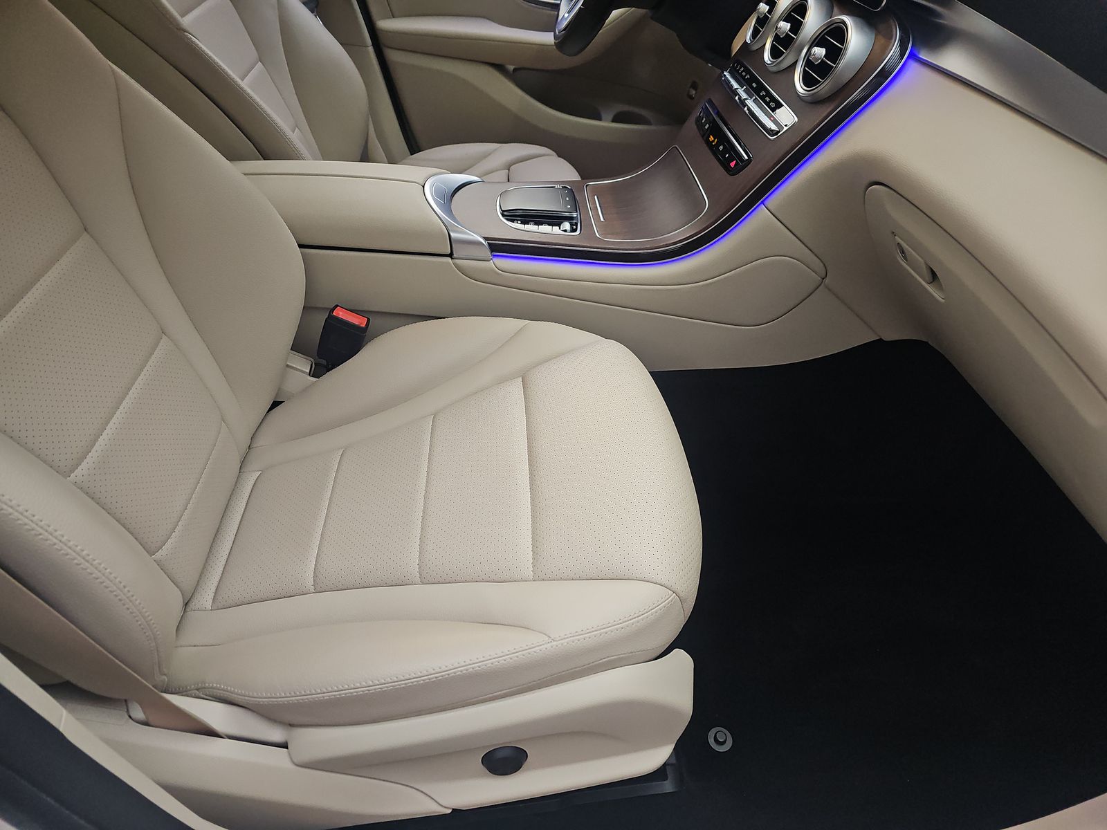 2022 Mercedes-Benz GLC GLC 300 AWD