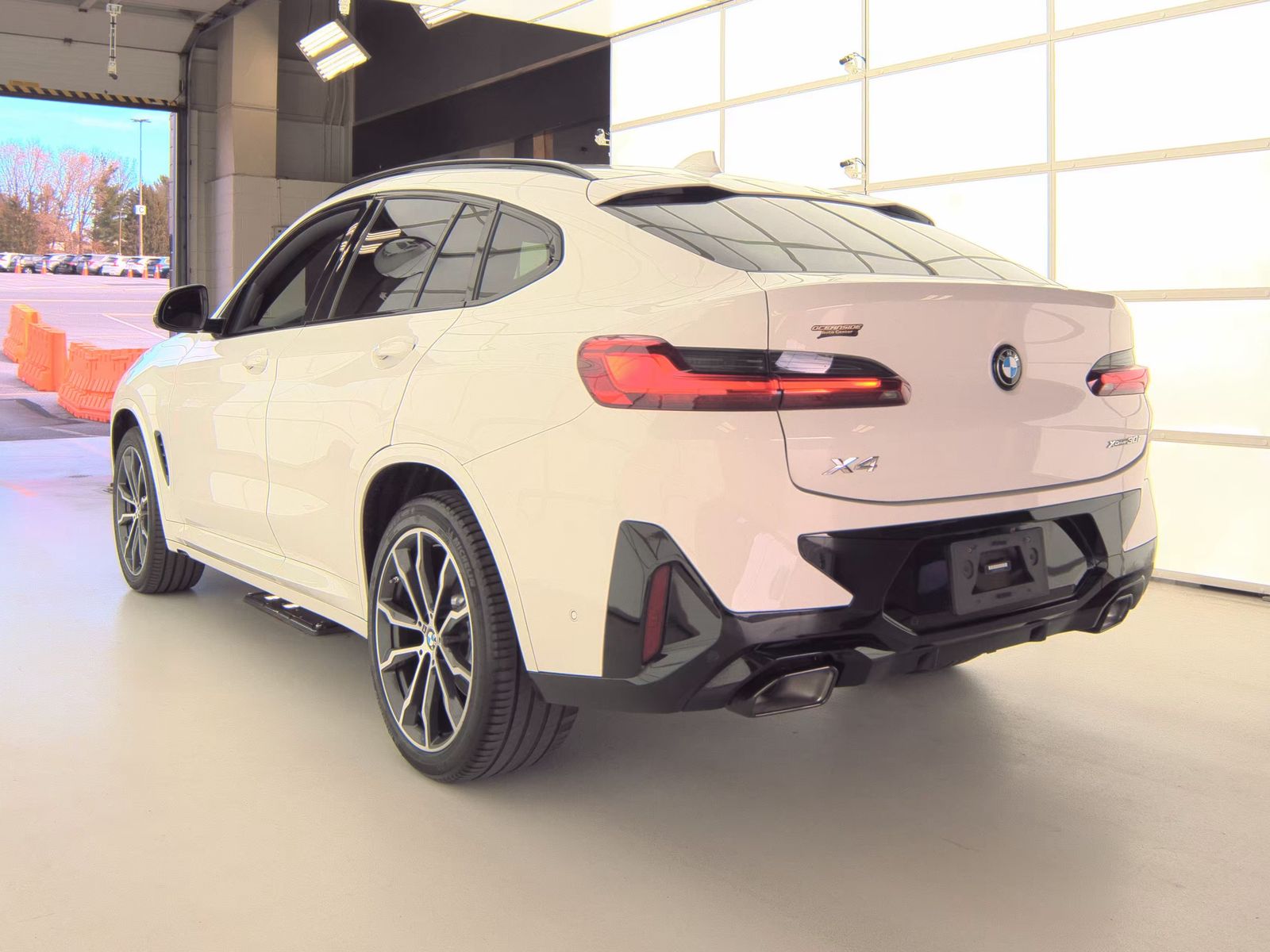 2023 BMW X4 xDrive30i AWD