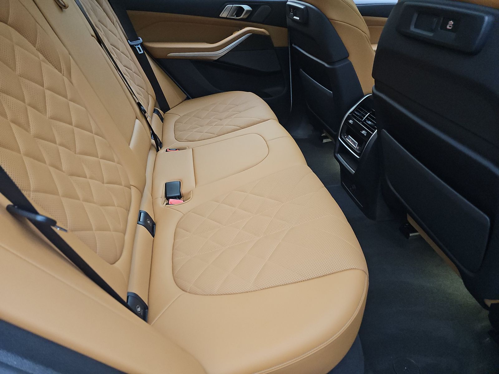 2023 BMW X5 M50i AWD