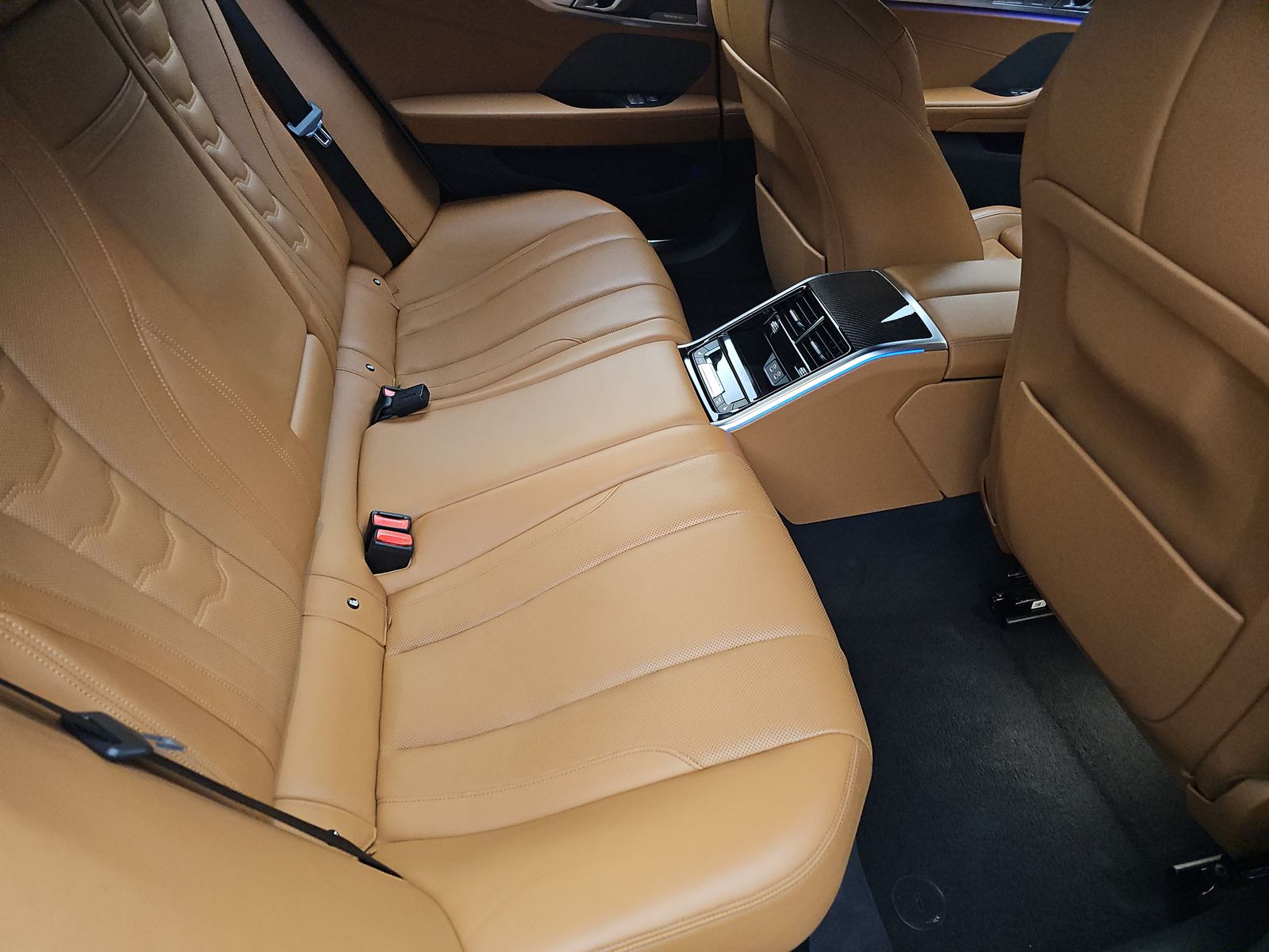 2022 BMW 8 Series M850i xDrive AWD