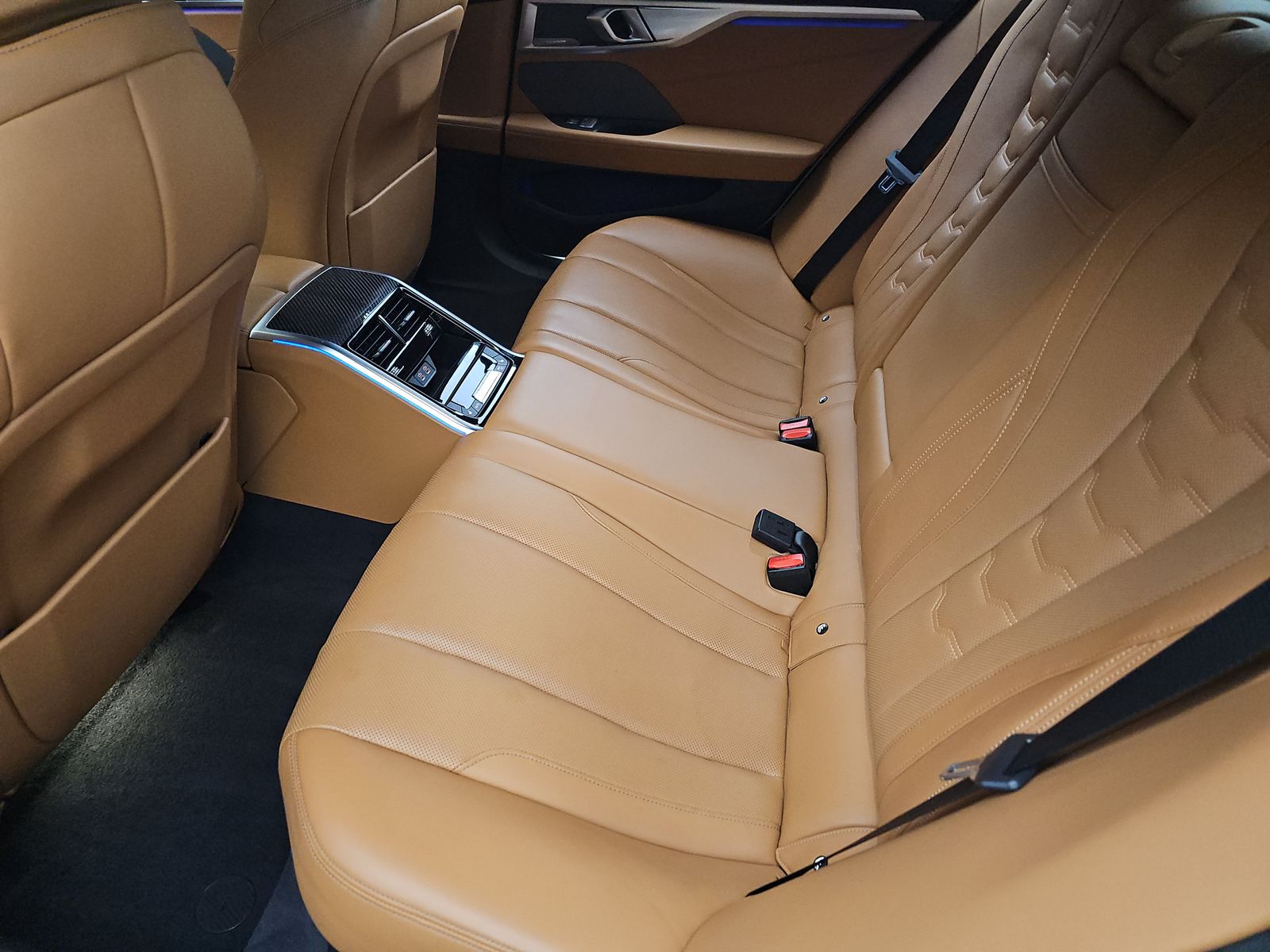 2022 BMW 8 Series M850i xDrive AWD