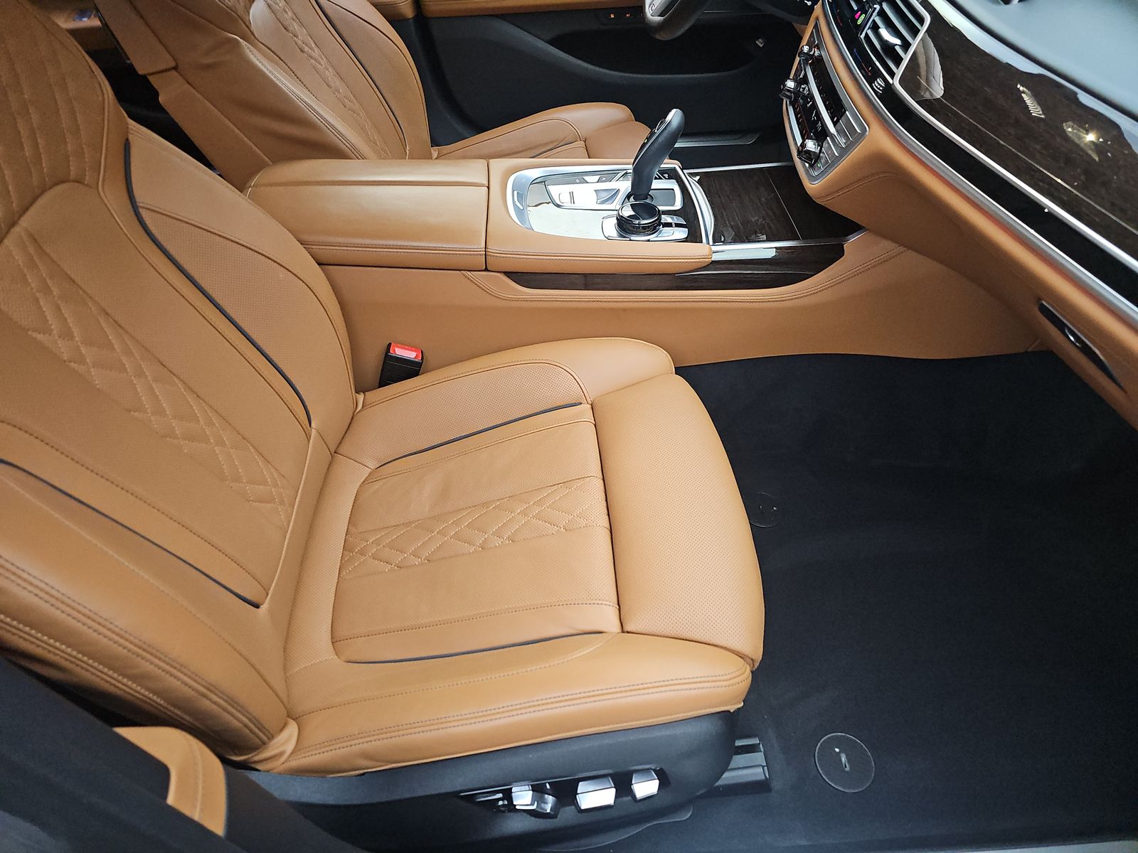 2022 BMW 7 Series 750i xDrive AWD