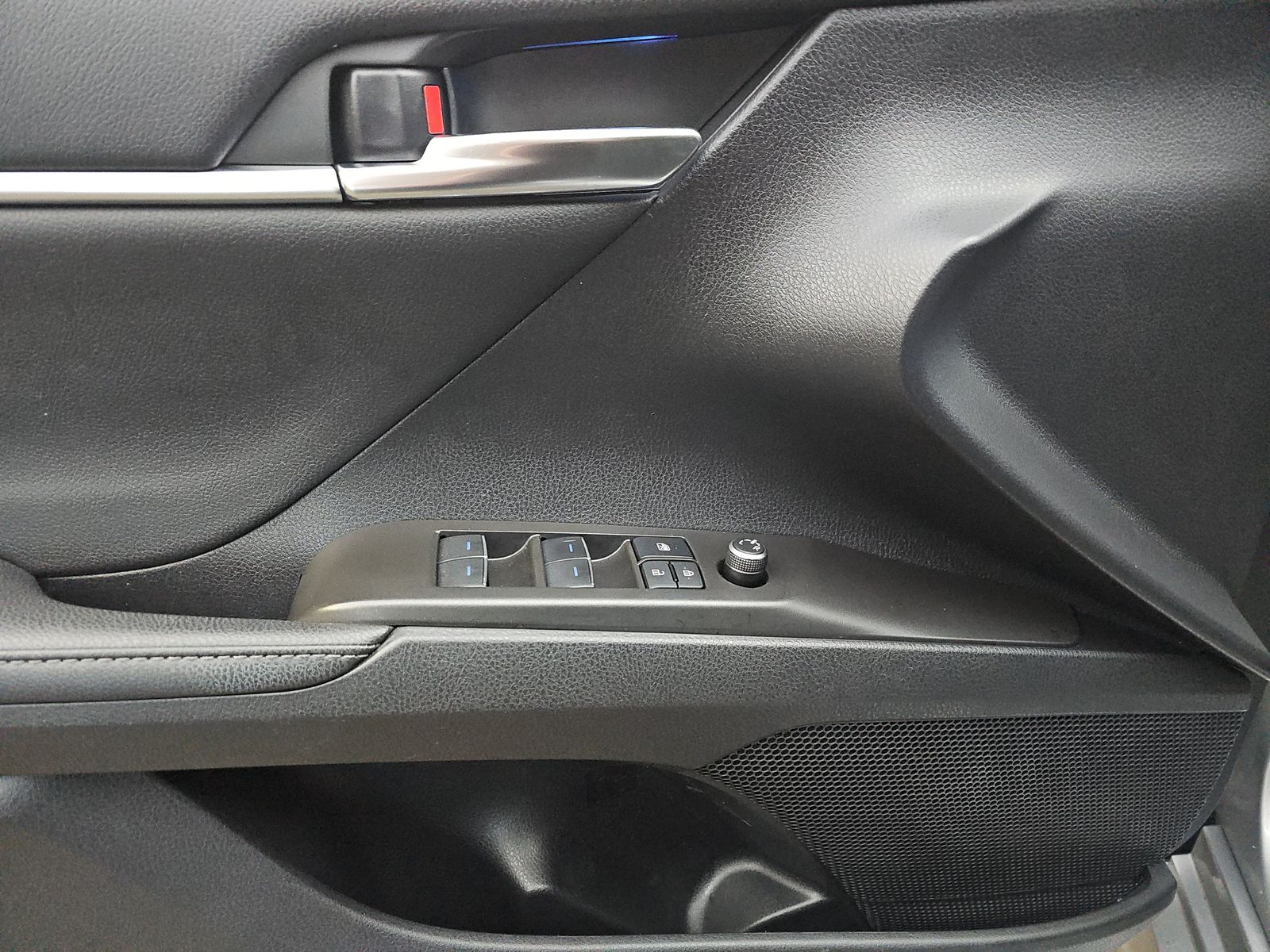 2022 Toyota Camry XLE AWD