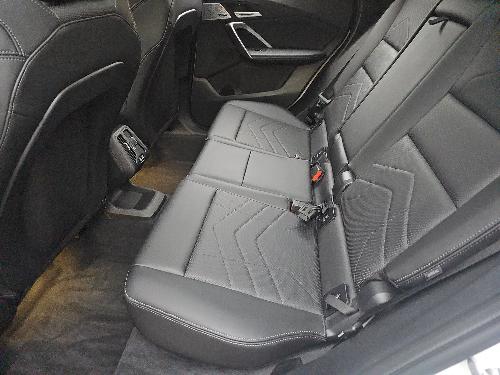 2025 BMW X1 M35i AWD