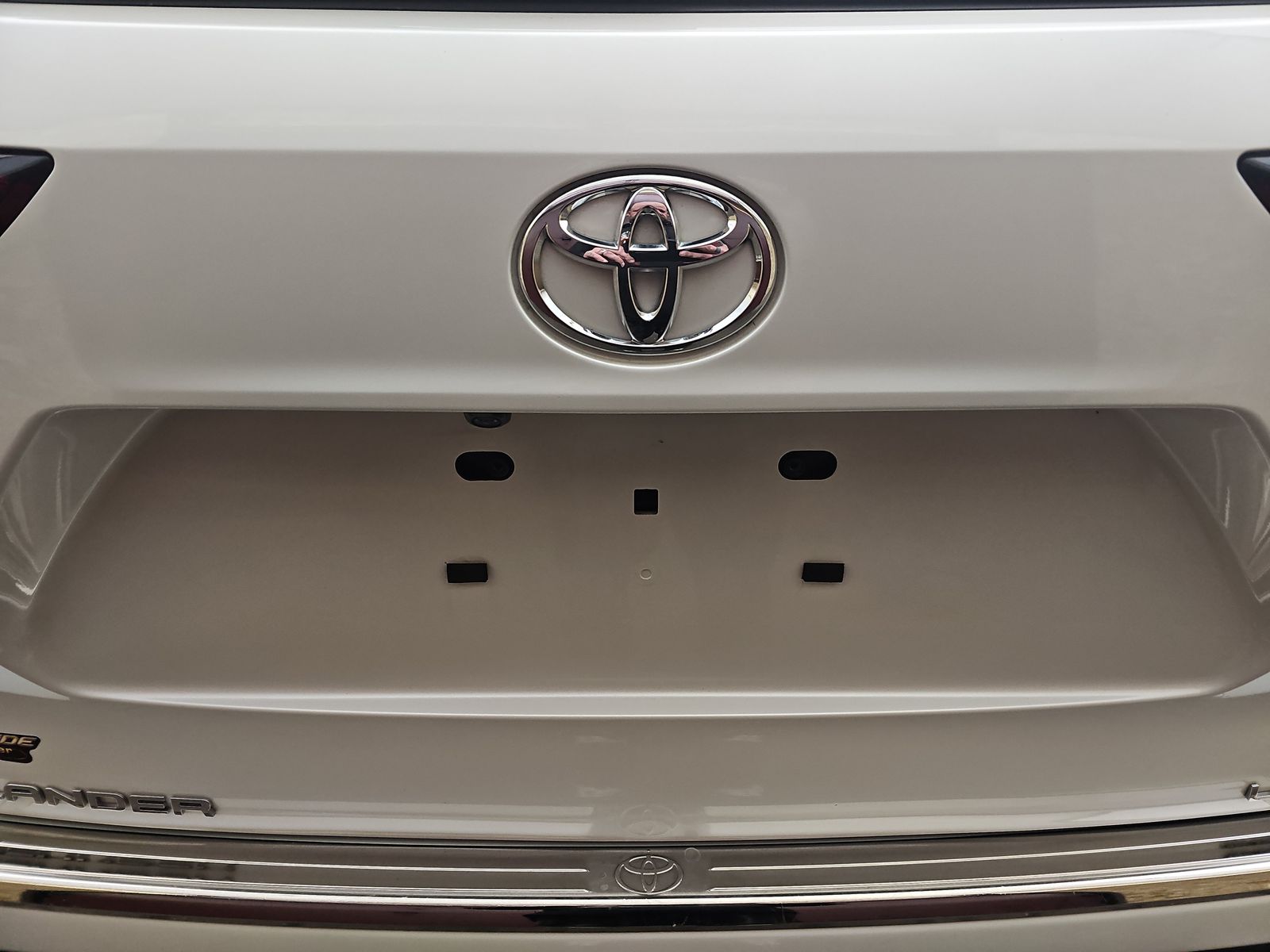 2022 Toyota Highlander LE AWD