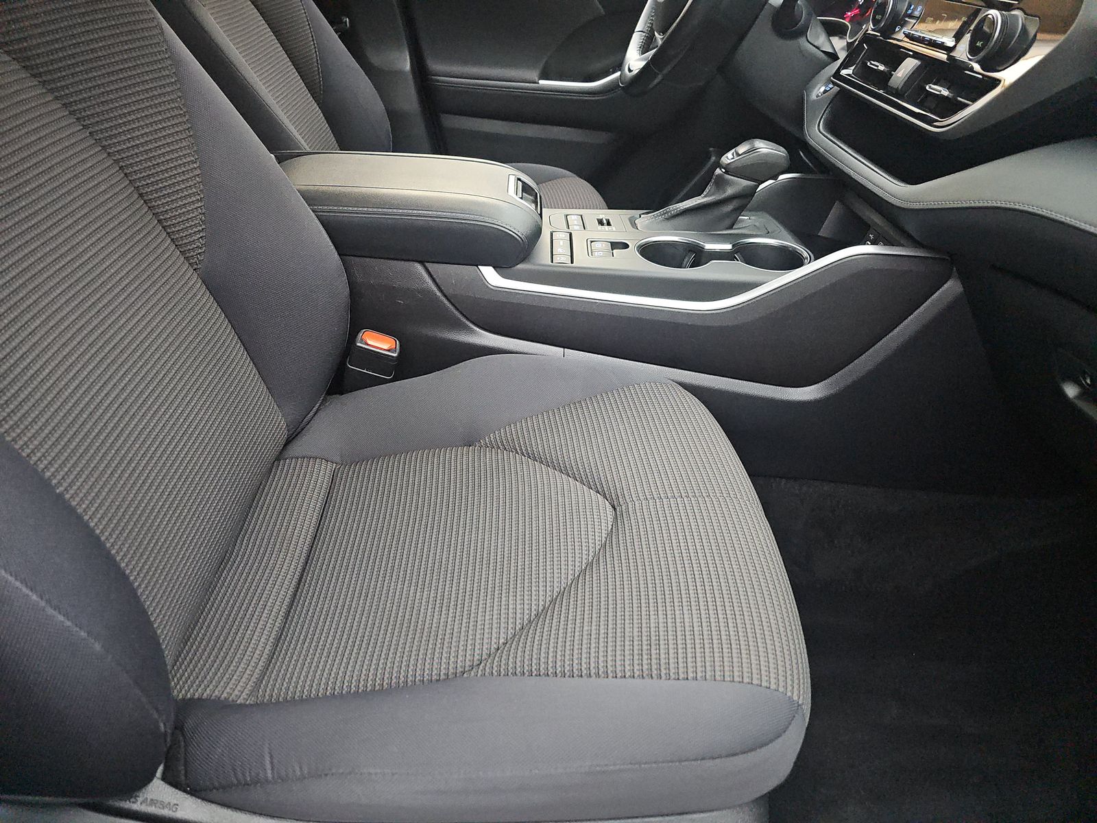 2022 Toyota Highlander LE AWD