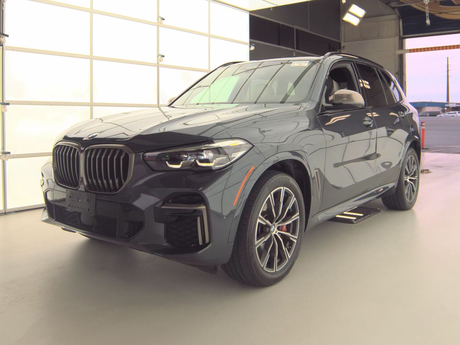 2022 BMW X5 M50i AWD