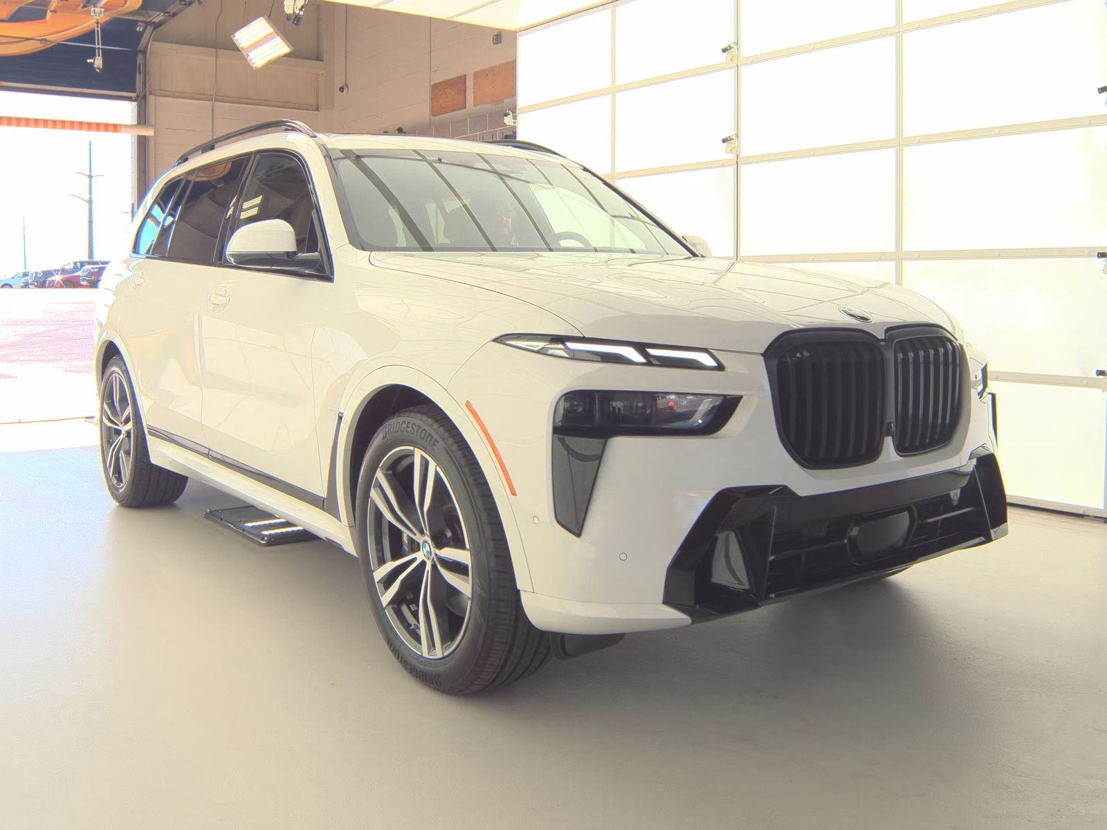 2023 BMW X7 xDrive40i AWD