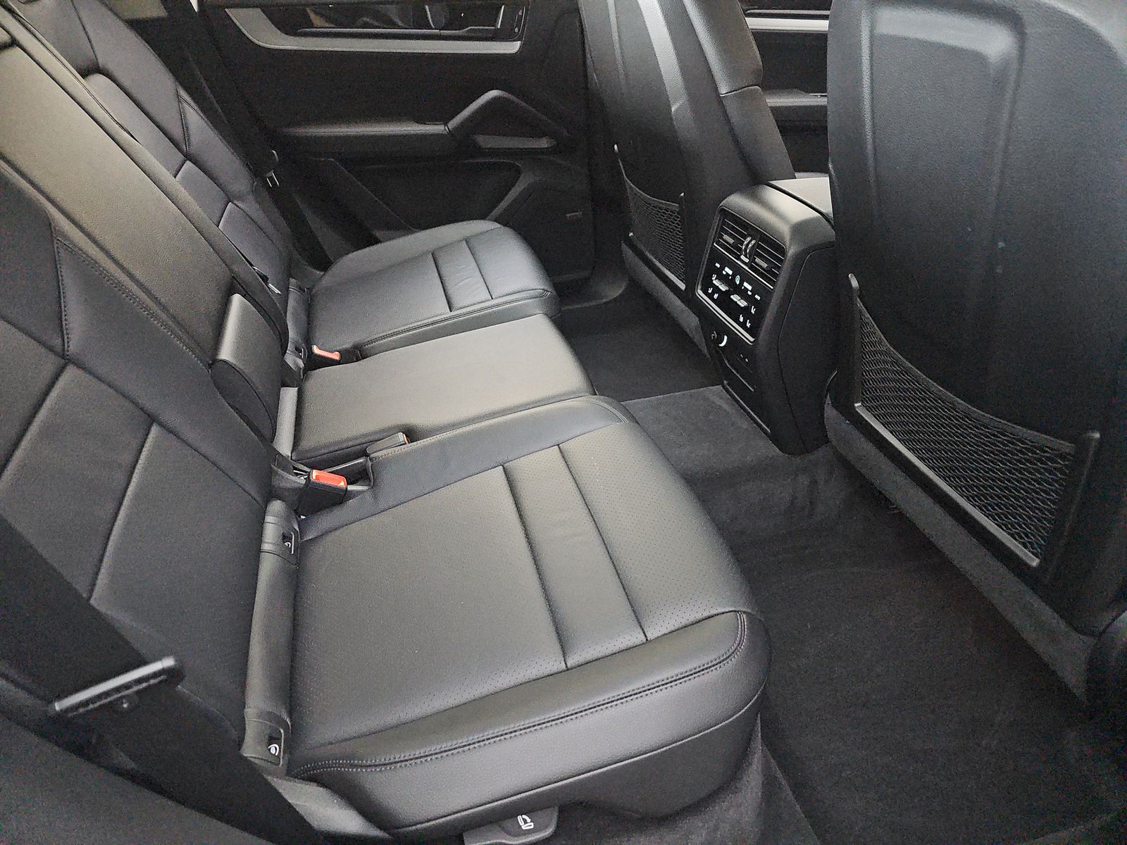 2024 Porsche Cayenne Base AWD