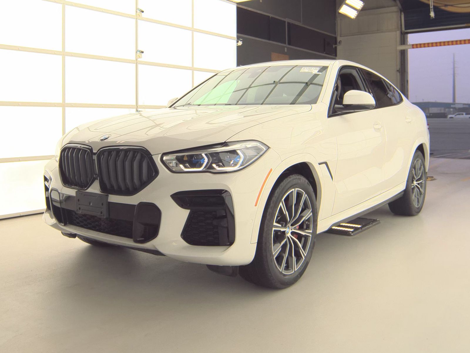 2023 BMW X6 xDrive40i AWD