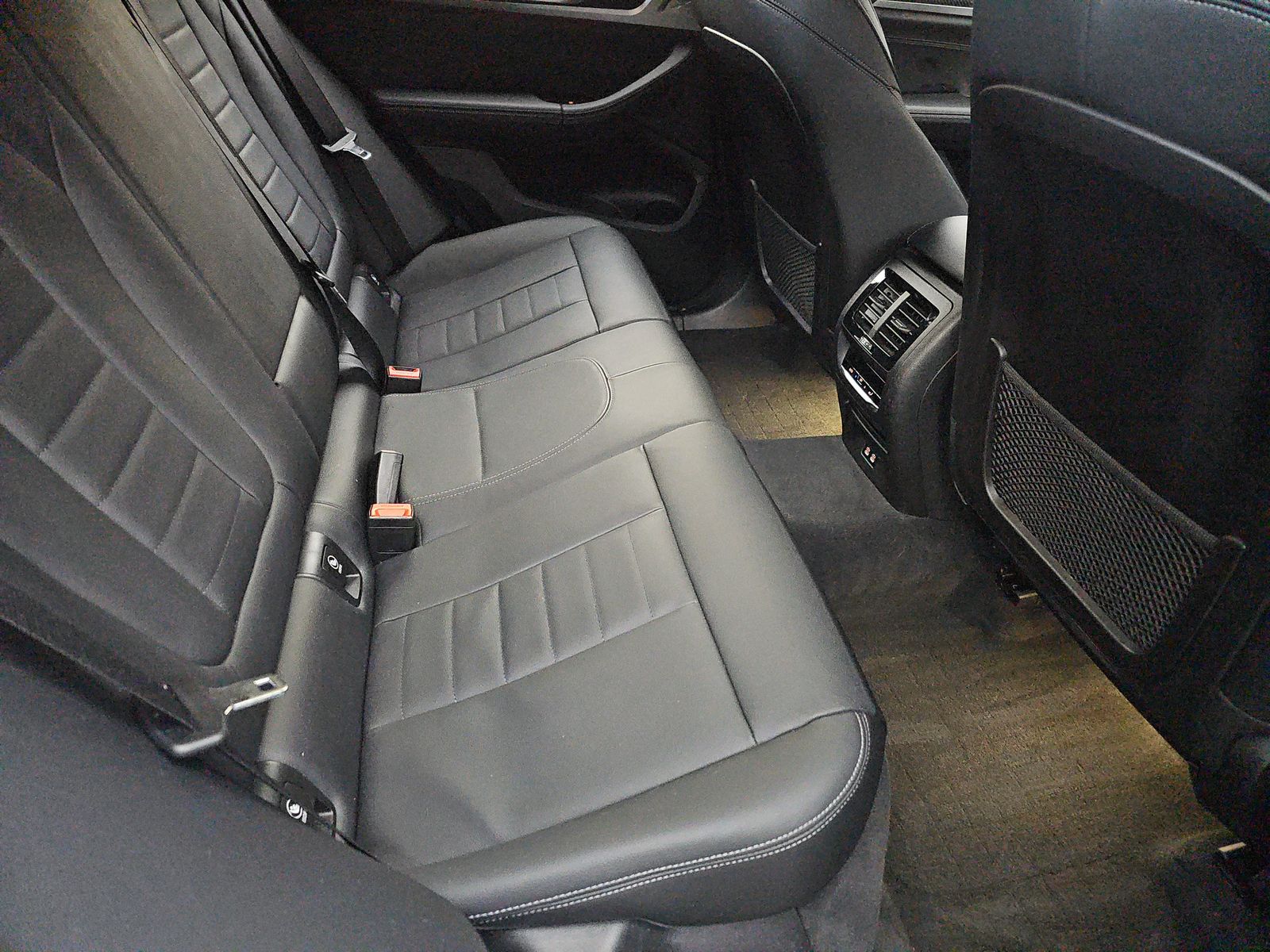 2023 BMW X4 M40i AWD