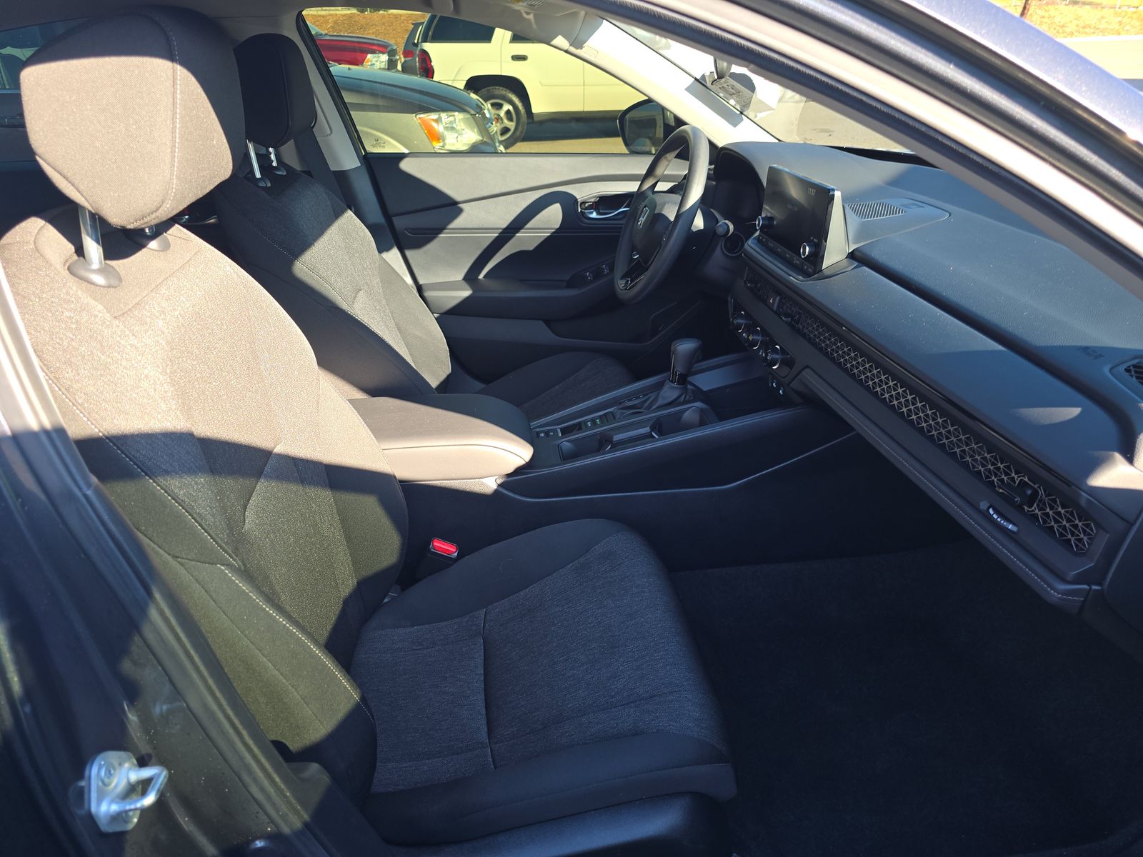 2025 Honda Accord LX FWD