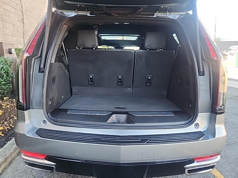 2023 Cadillac Escalade Premium Luxury AWD