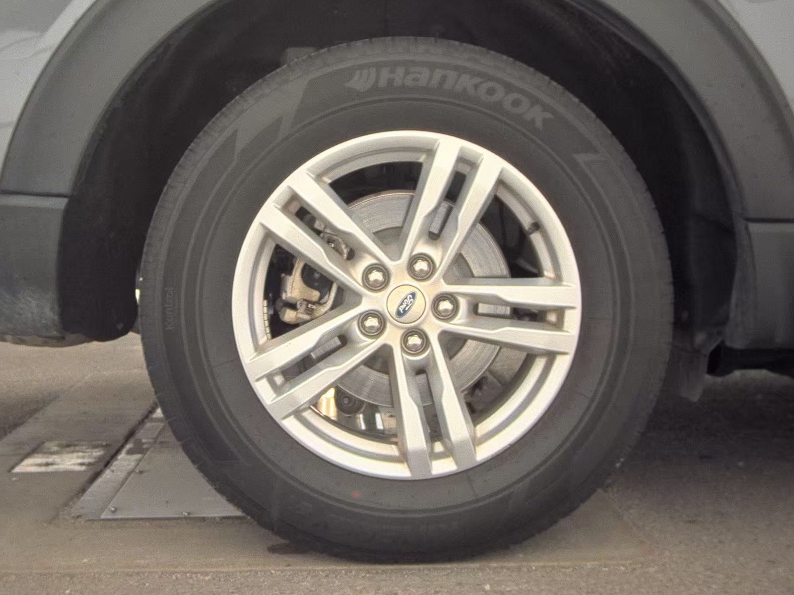 2022 Ford Explorer XLT AWD