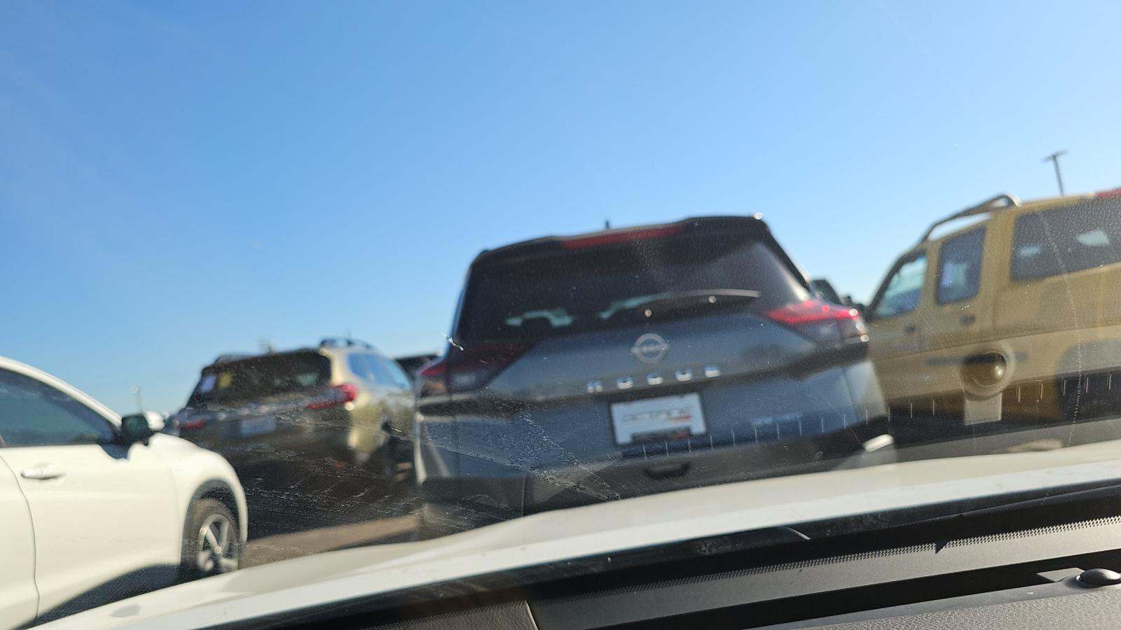 2023 Toyota Camry LE FWD