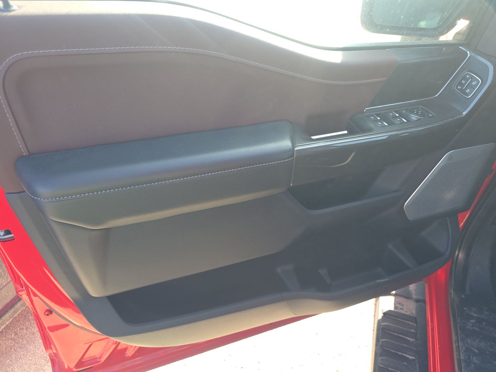 2023 Ford F-150 Lariat AWD